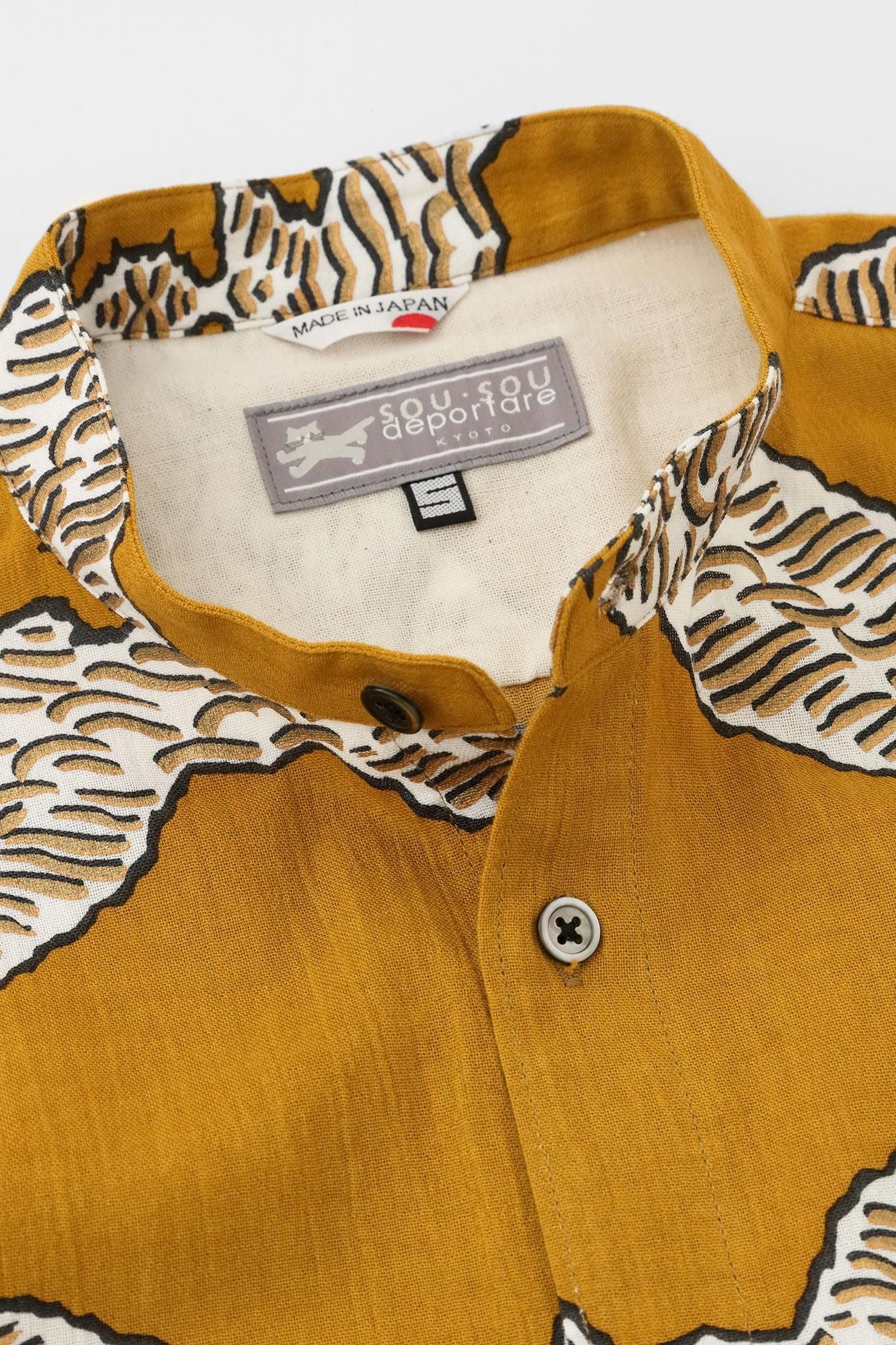 高島縮 20/20 スタンドカラーシャツ／武者七宝（むしゃしっぽう）