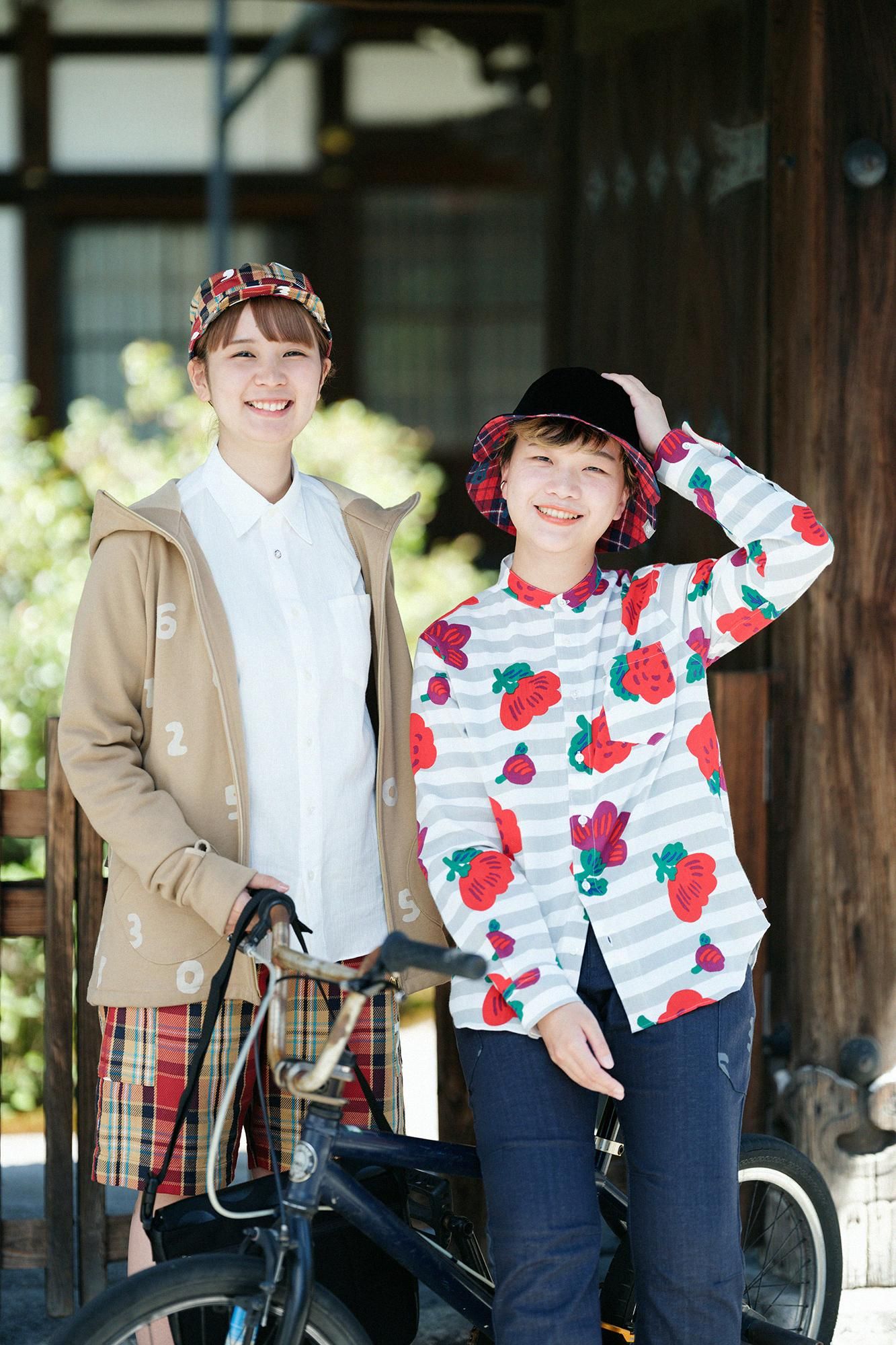 타카시마치지미 20/20 스탠드칼라 셔츠／소꿉친구