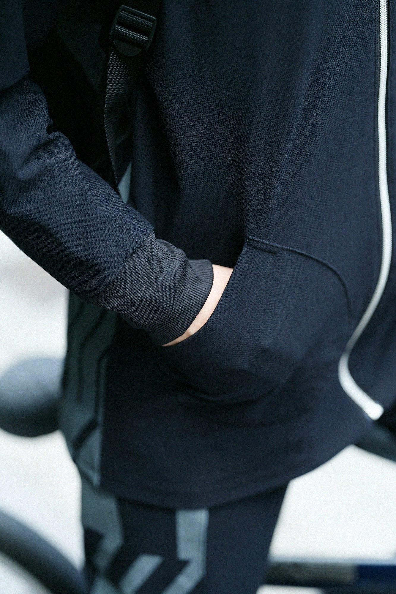 [仅网] 拉绒衬里针织衫 ZIP UP BIKE 夹克衫/黑色 x dandan