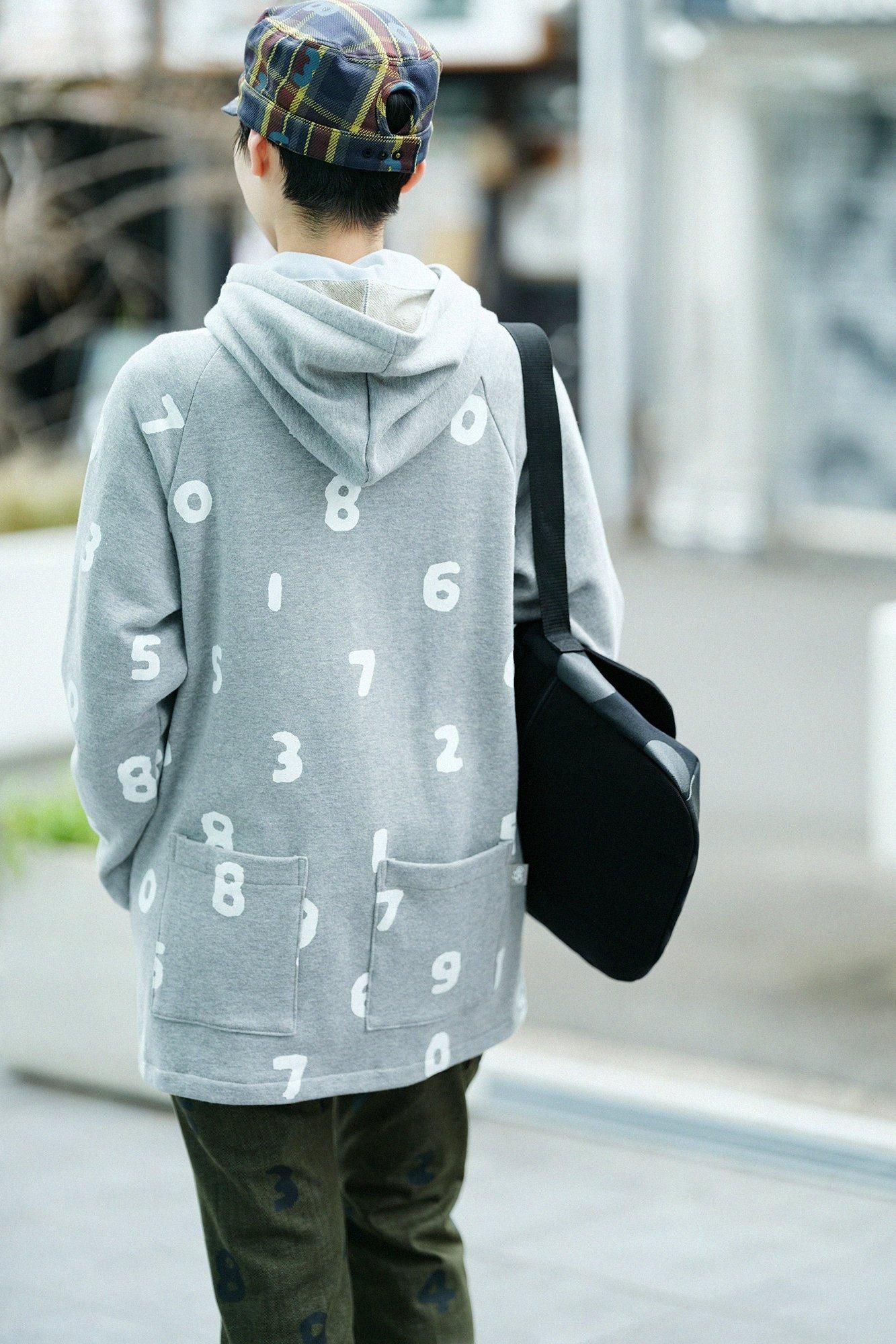 內抓毛BIKE 連帽外套/ SO-SU-U十數和留白灰色