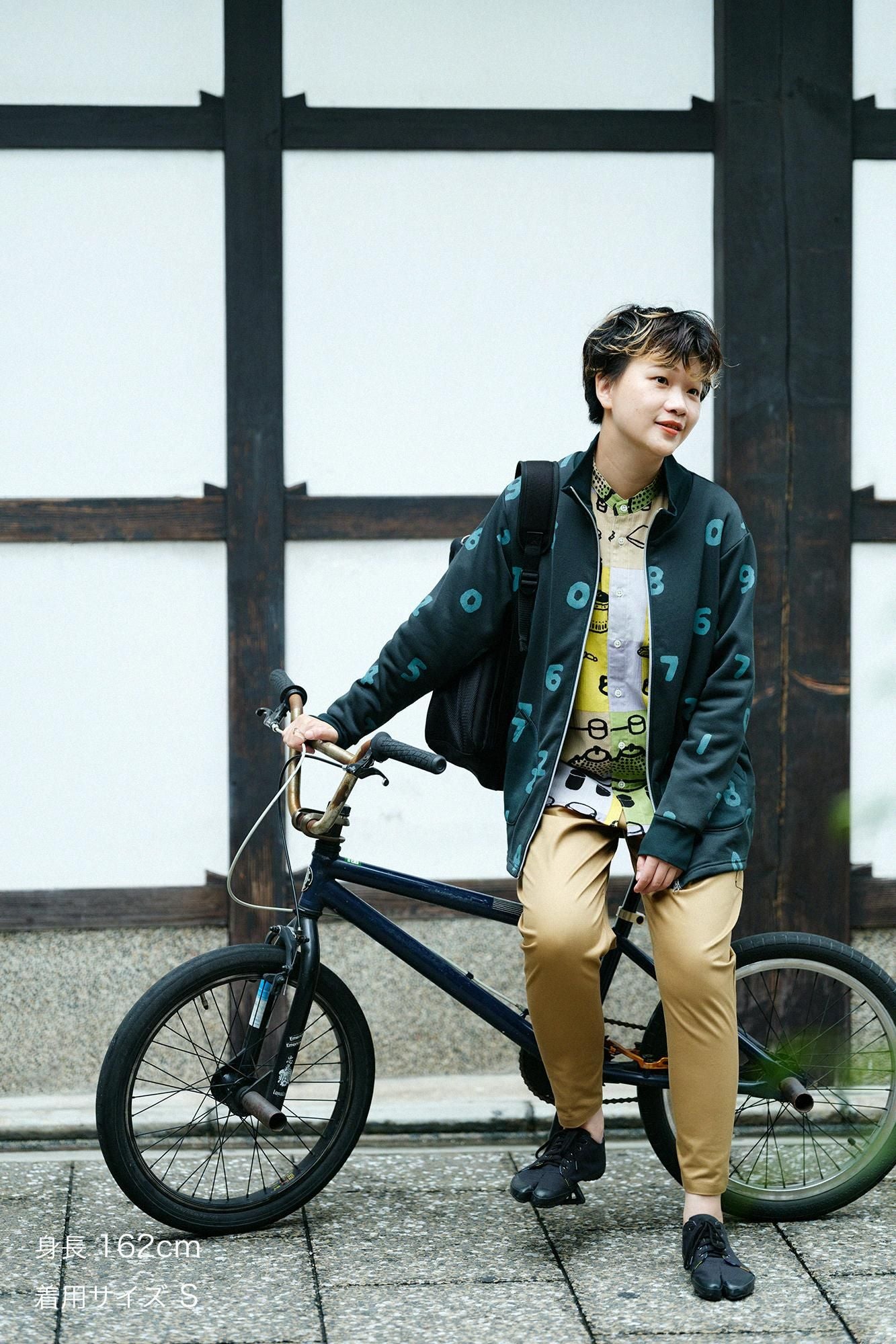 內抓毛ZIP UP BIKE外套／SO-SU-U十數 深綠色