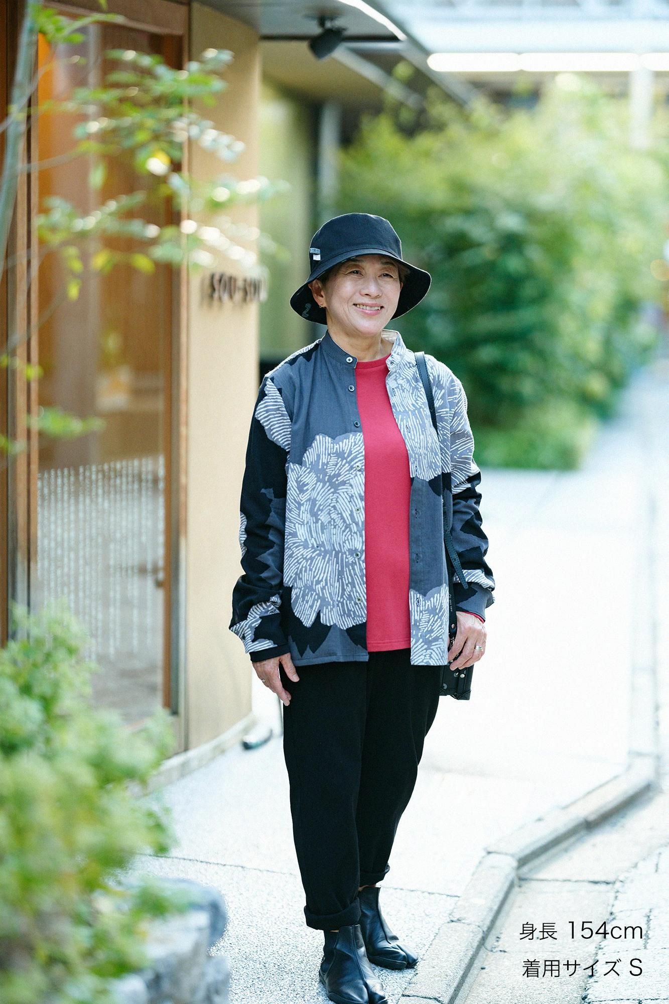 타카시마치지미 20/10 피크 엠보스 이지 테이퍼드 팬츠／검은색