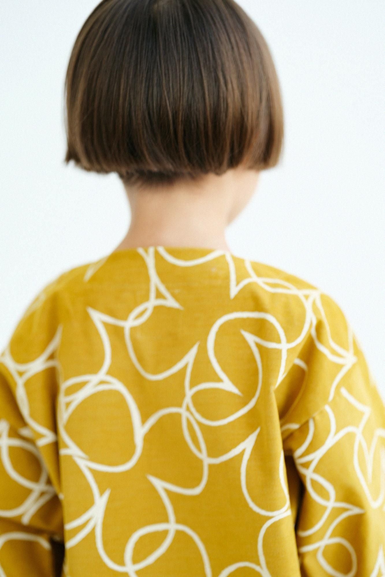 ●燈芯絨圓弧袖貫頭衣／四葉草 黃色