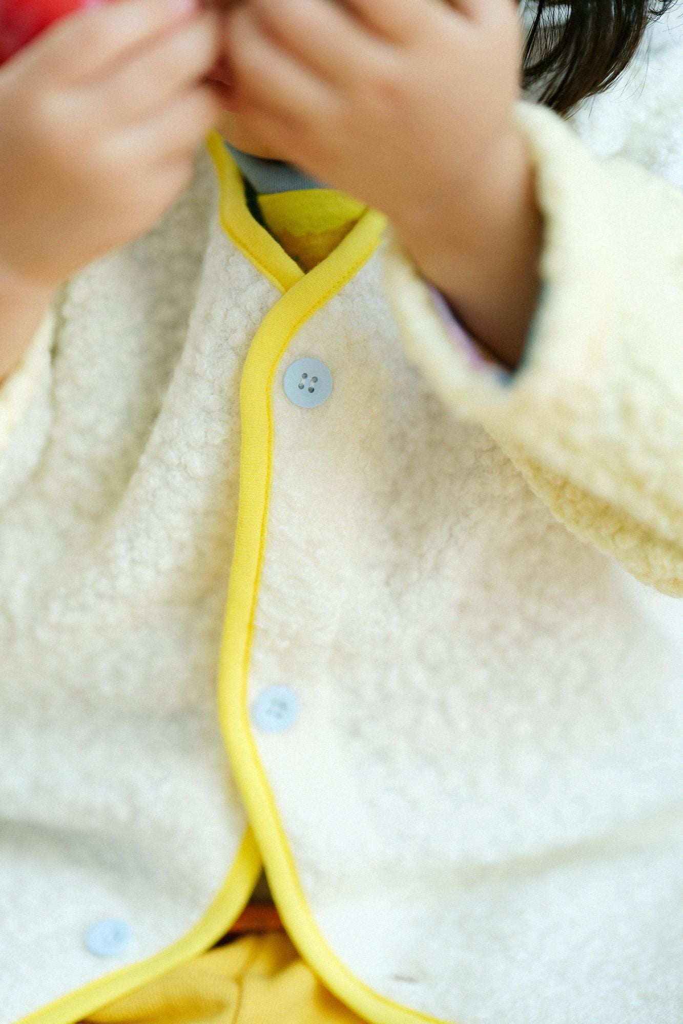 ●仿毛 雙色袖外套/純白×淺黃色