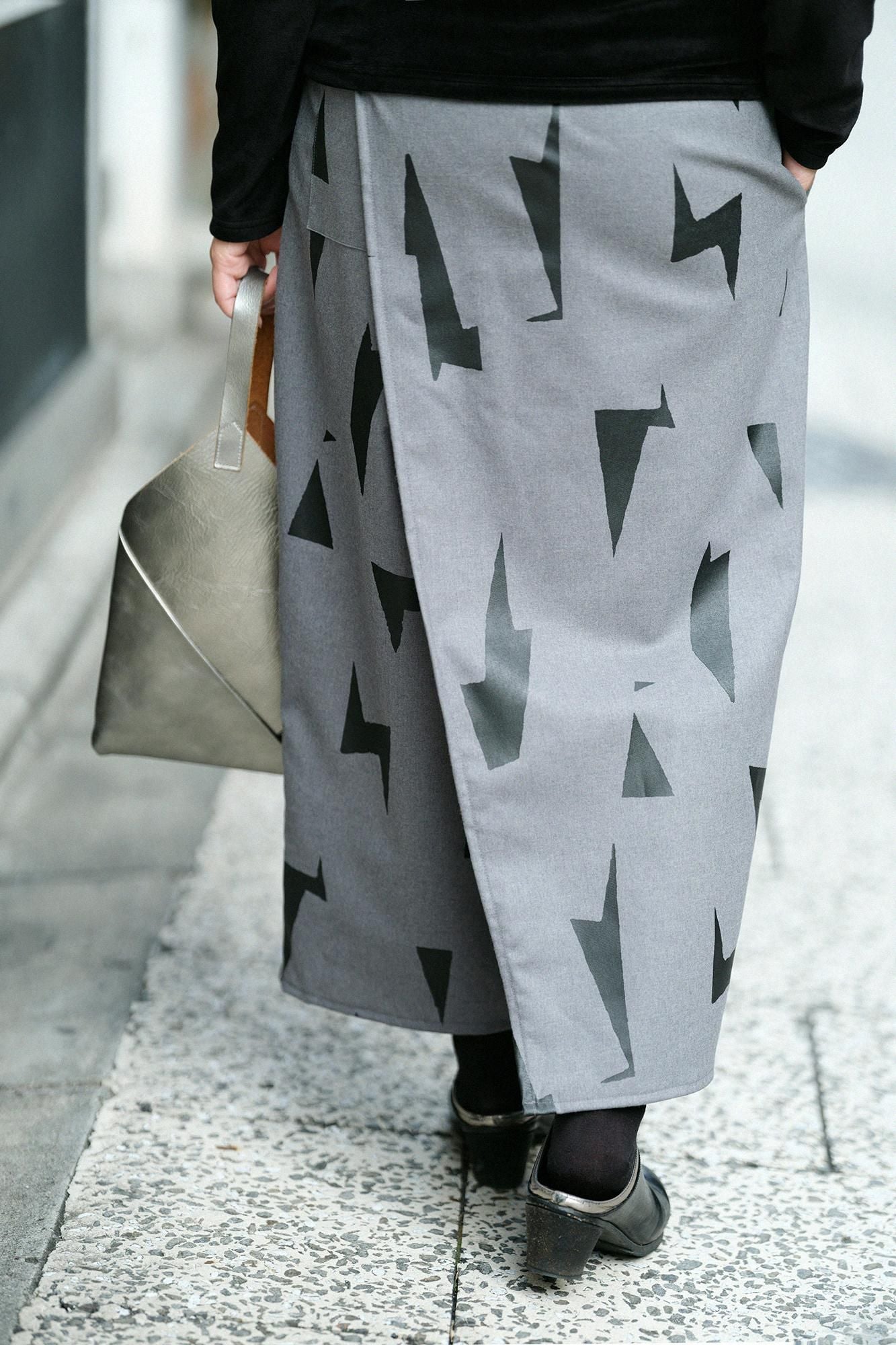 梳毛 和服褲裝／閃電形 深灰色