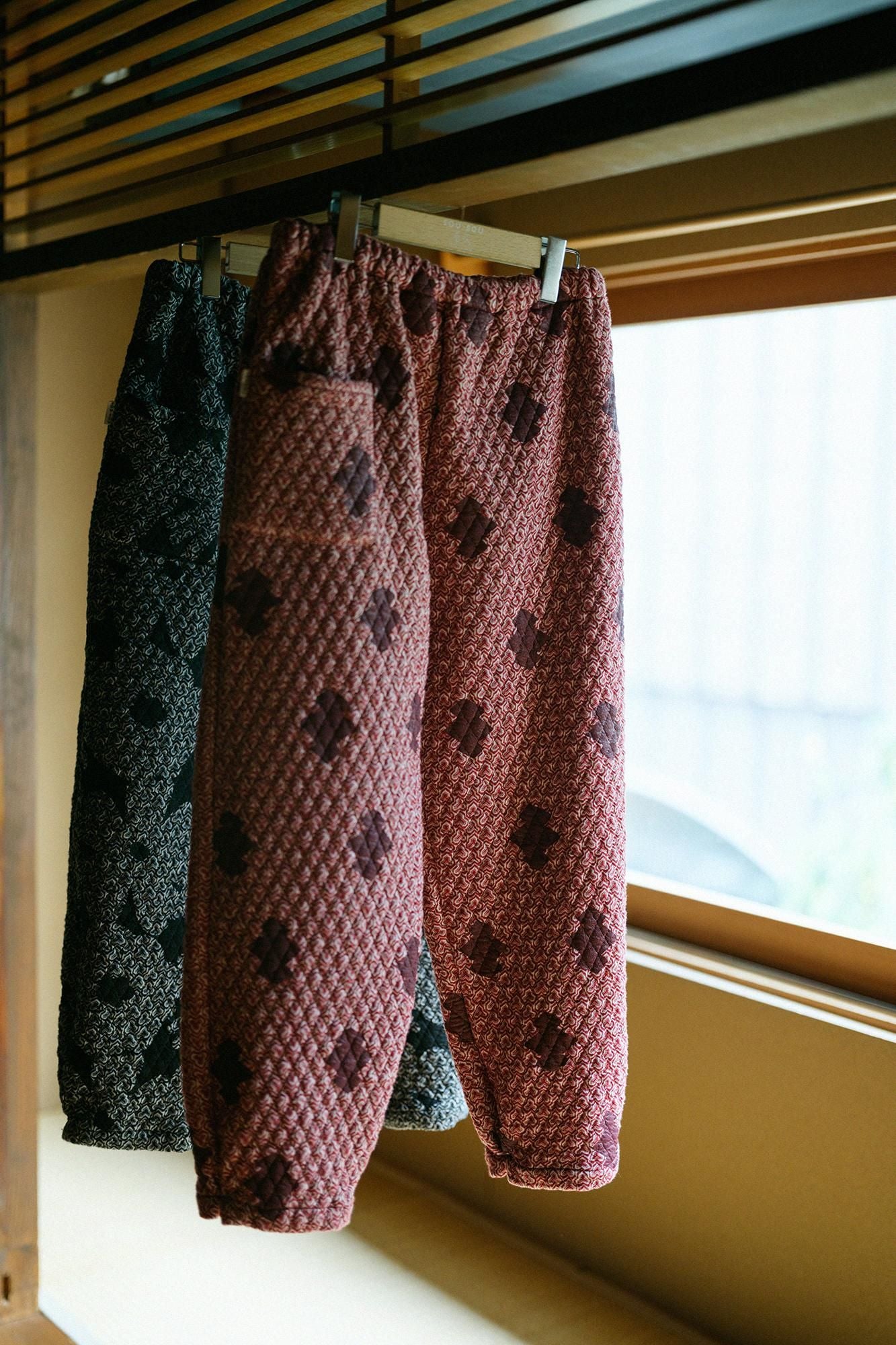 뱀 히다 몸뻬／카사네다이아몬드 (Kasanevishi) (gen)