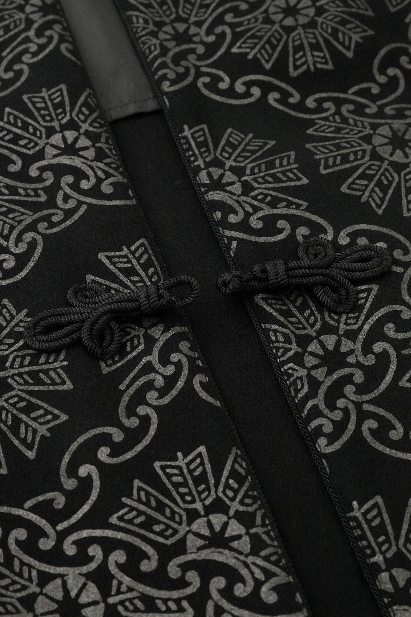 ウールメルトン 陣羽織（じんばおり）／環繋ぎ矢車文（かん