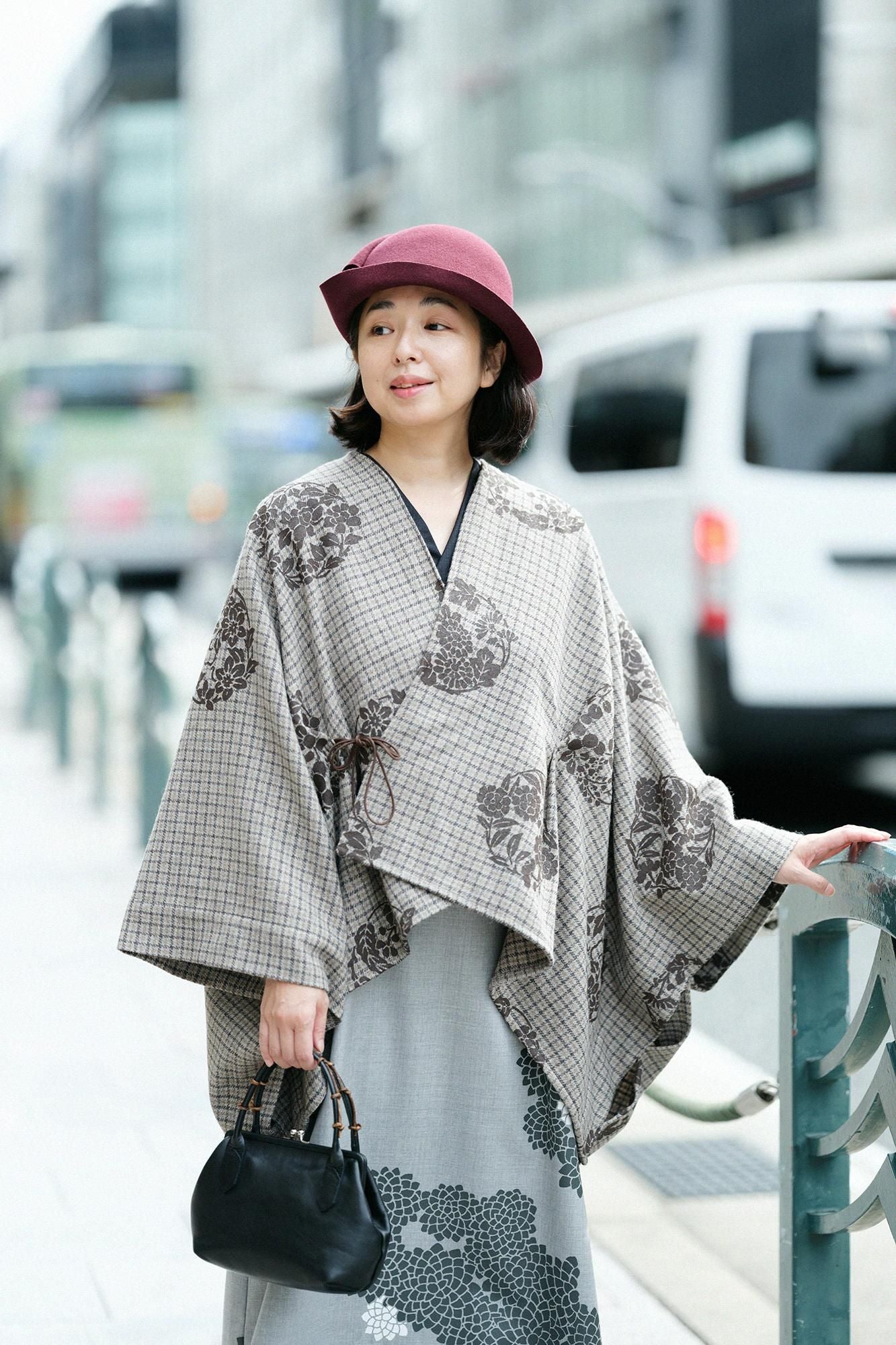 트위드 코우시오리 키사라기 짧은타입(Mijikata)/하나마루 문양 치라시와 여백 소나무 염색 (Matsusomeiro) X Birch Brown (Kabachairo)