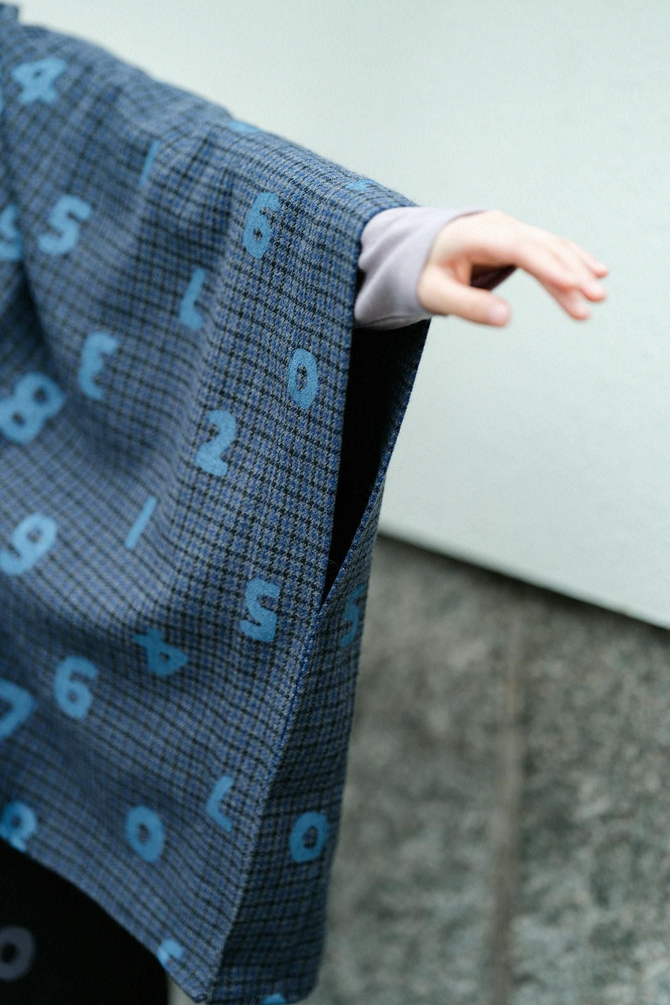 粗花呢 格紋織 如月披風 短版／SO-SU-U十數 上下和留白 深藍色×暗藍色