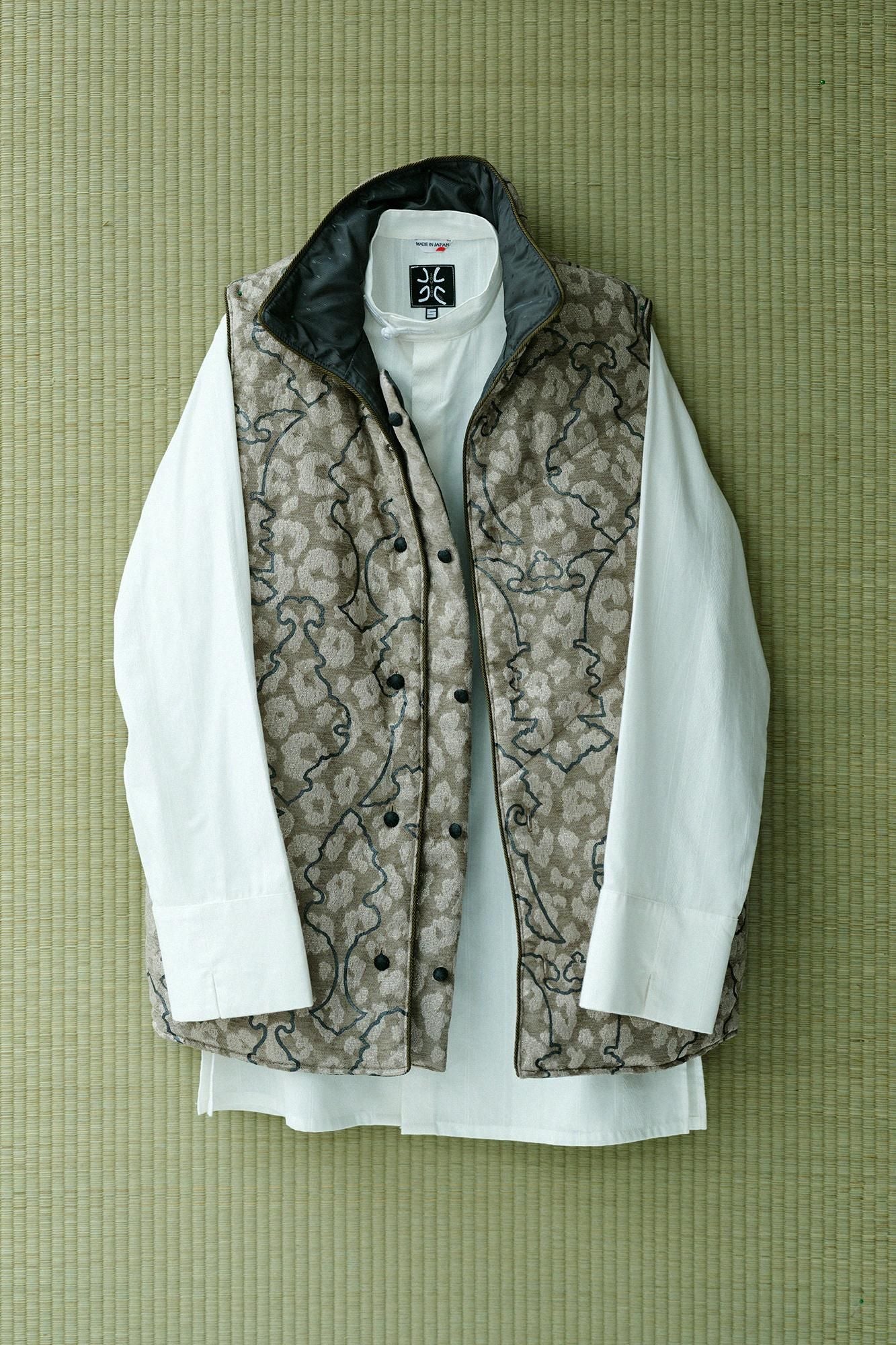 ツイード 陣羽織（じんばおり） 中綿袷（なかわたあわせ）／装飾金具