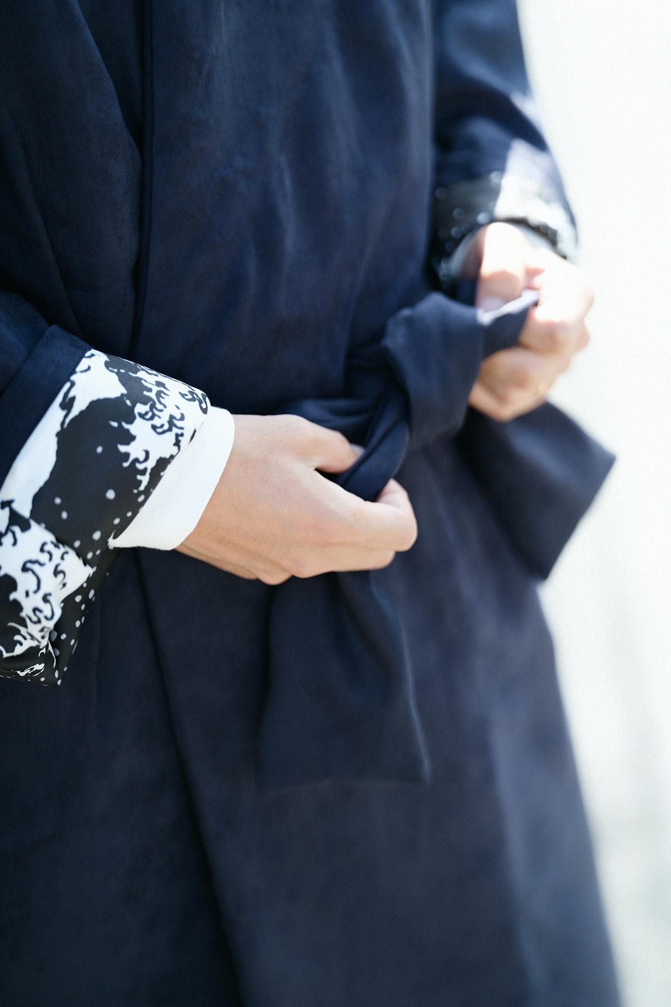 フェイクヌバック 丹前（たんぜん） 中綿袷（なかわたあわせ）／深紺（しんこん）×北斎（ほくさい） 神奈川沖浪裏（かながわおきなみうら） 写し（うつし）