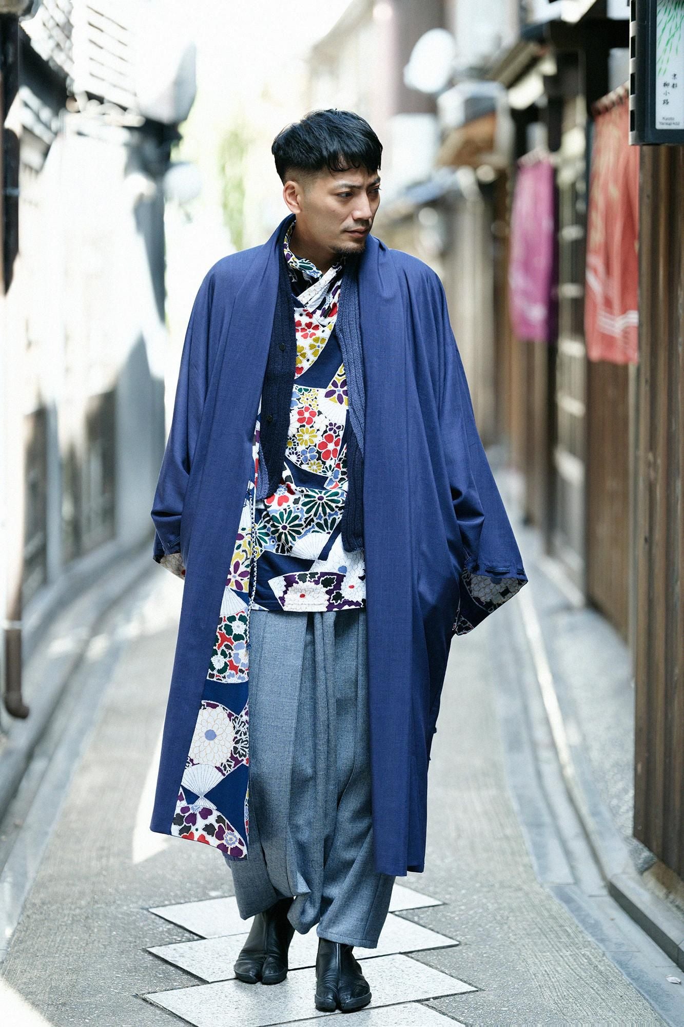 Mousseline, manche impériale, réversible, bleu foncé, fan