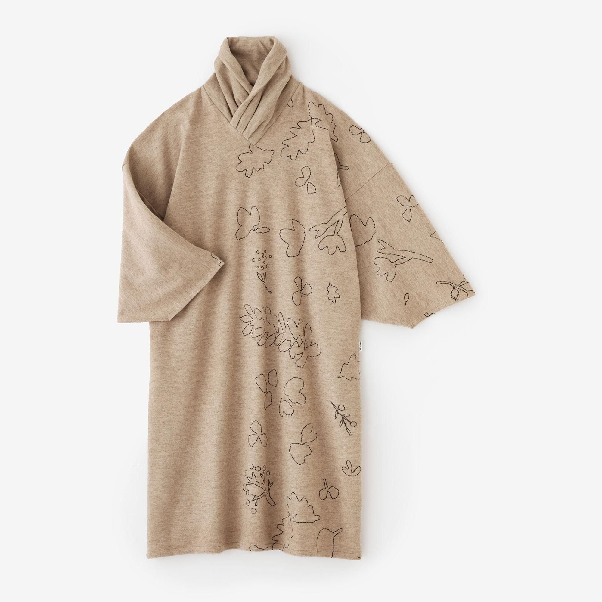 梳毛阿弥（そもうあみ） 衿巻薙刀長方形衣（えりまきなぎなたちょう