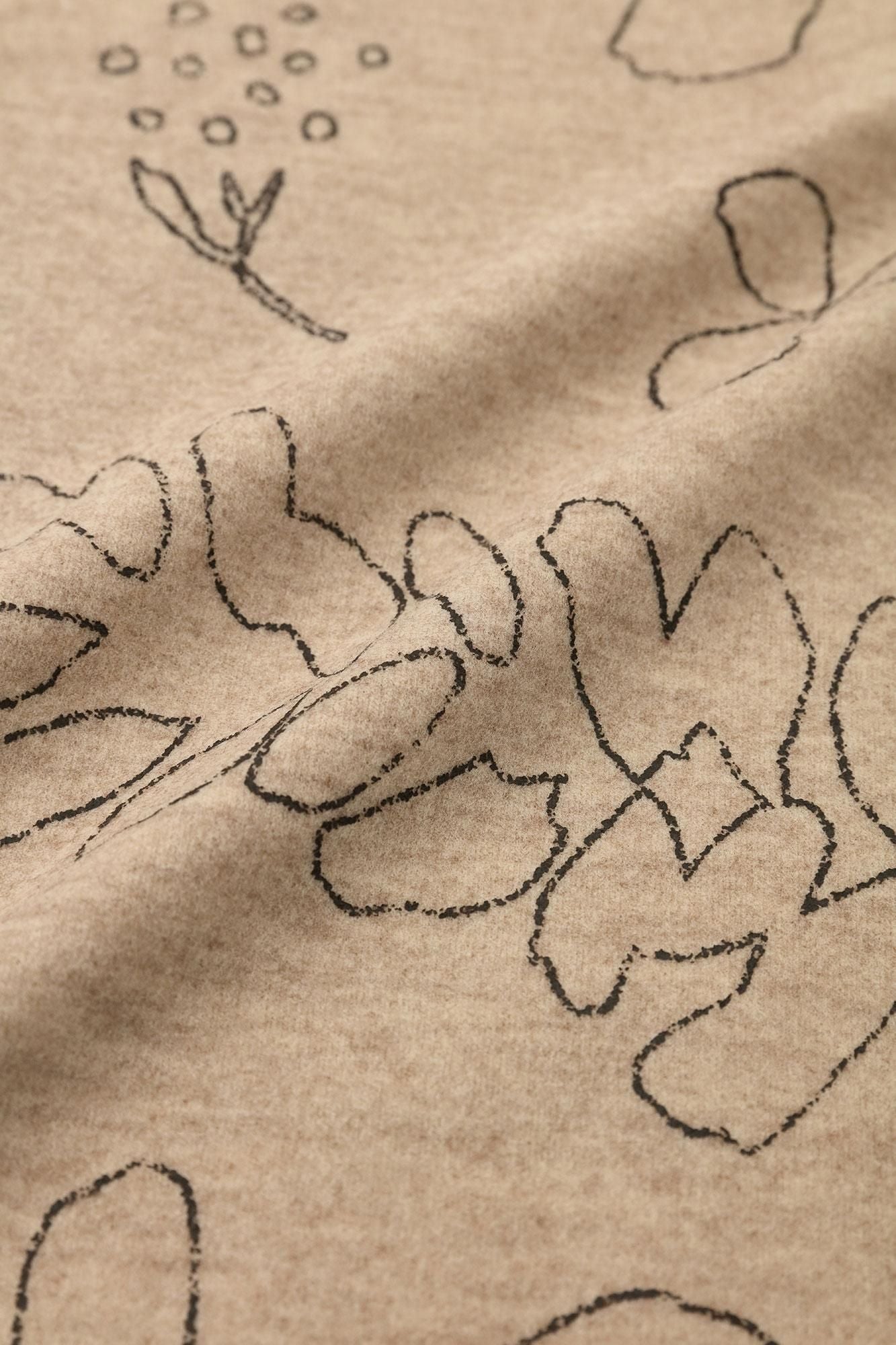 圧縮 両面編（りょうめんあみ） 衿巻薙刀長方形衣（えりまきなぎなたちょうほうけい）／里山（さとやま） ゆらぎ 丁子色（ちょうじいろ）