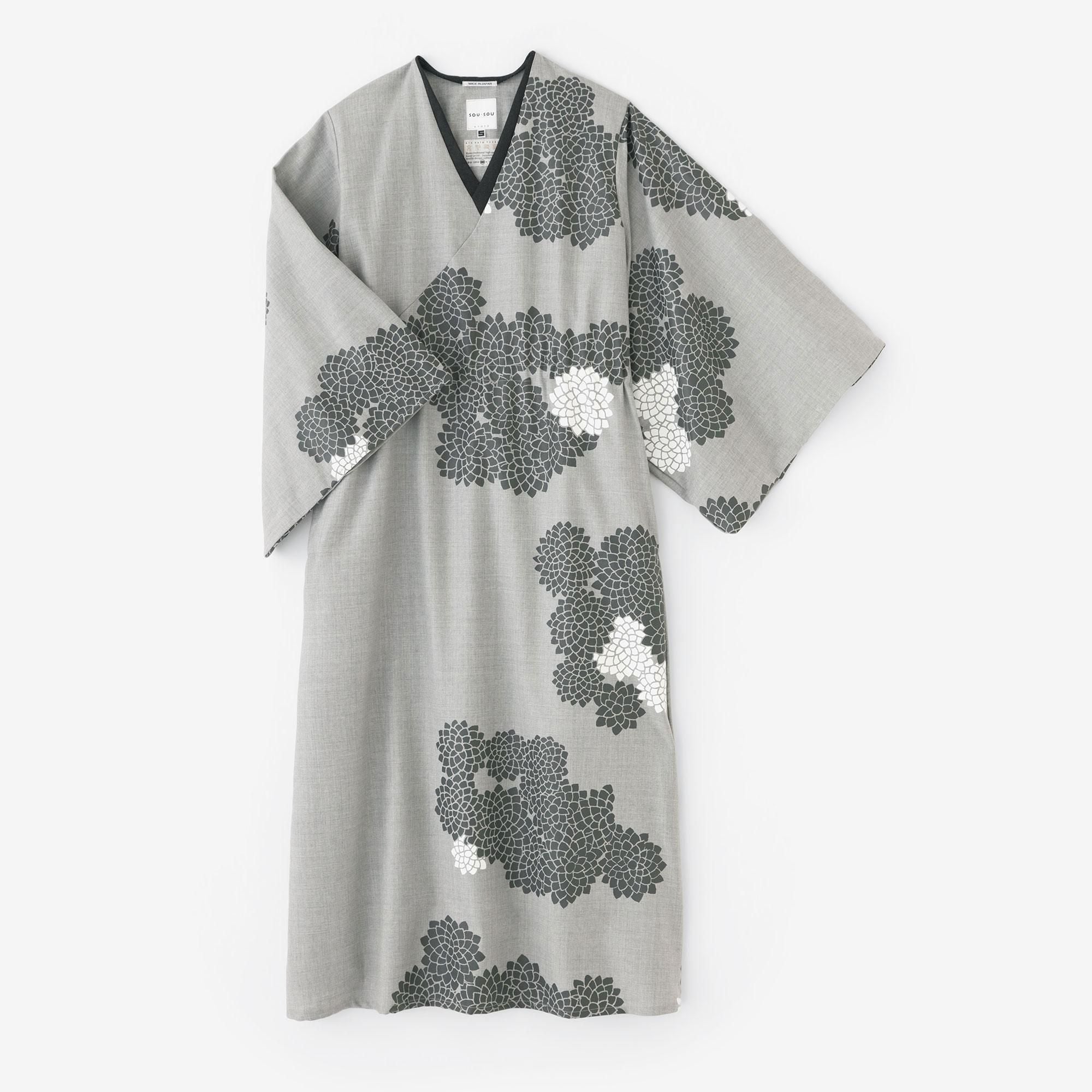 Costume à demi-cols / chrysanthème et marges dans les nuages, Mokuhaku, Mokuhaku dans les nuages, Mokuhaku, Mokuhaku
