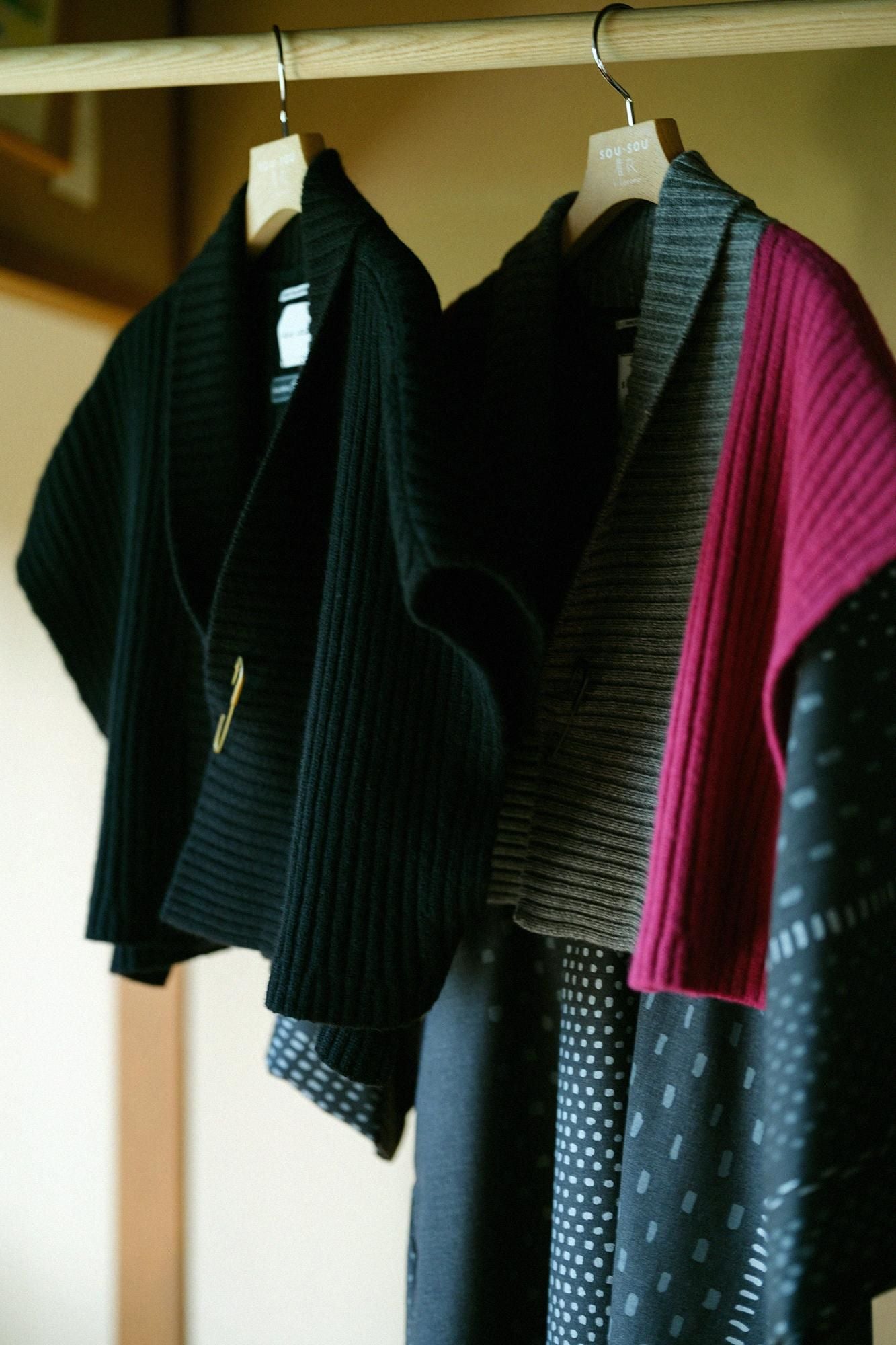SOU・SOU×ALPHA Cashmere Blended Vest Rep Knit / Black