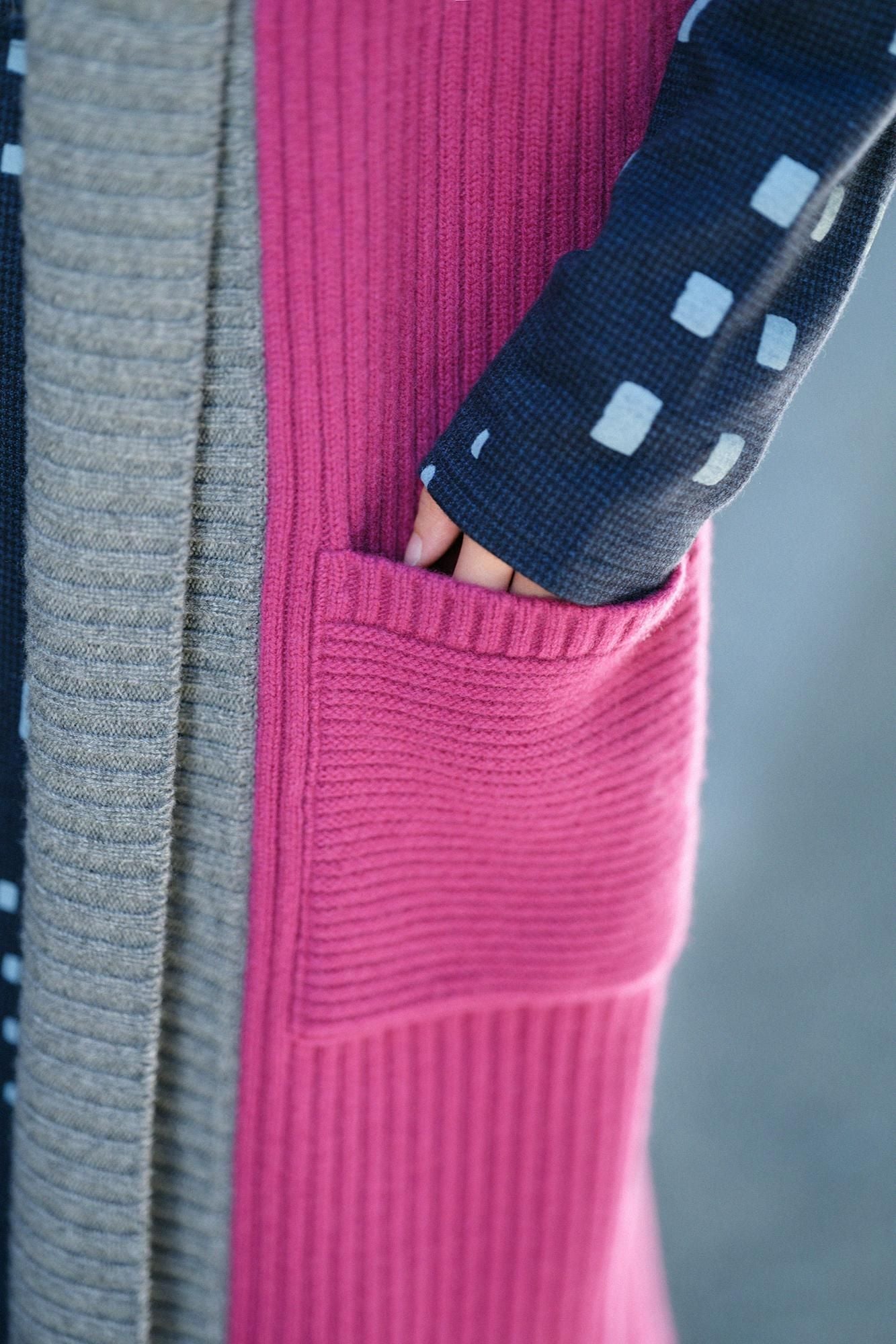 [预约]SOU・SOU×ALPHA 羊绒混纺、背部、脊线、长款/深红色（koinakabeni）x 杂色白蜡木（*预定 11 月 25 日左右发货）