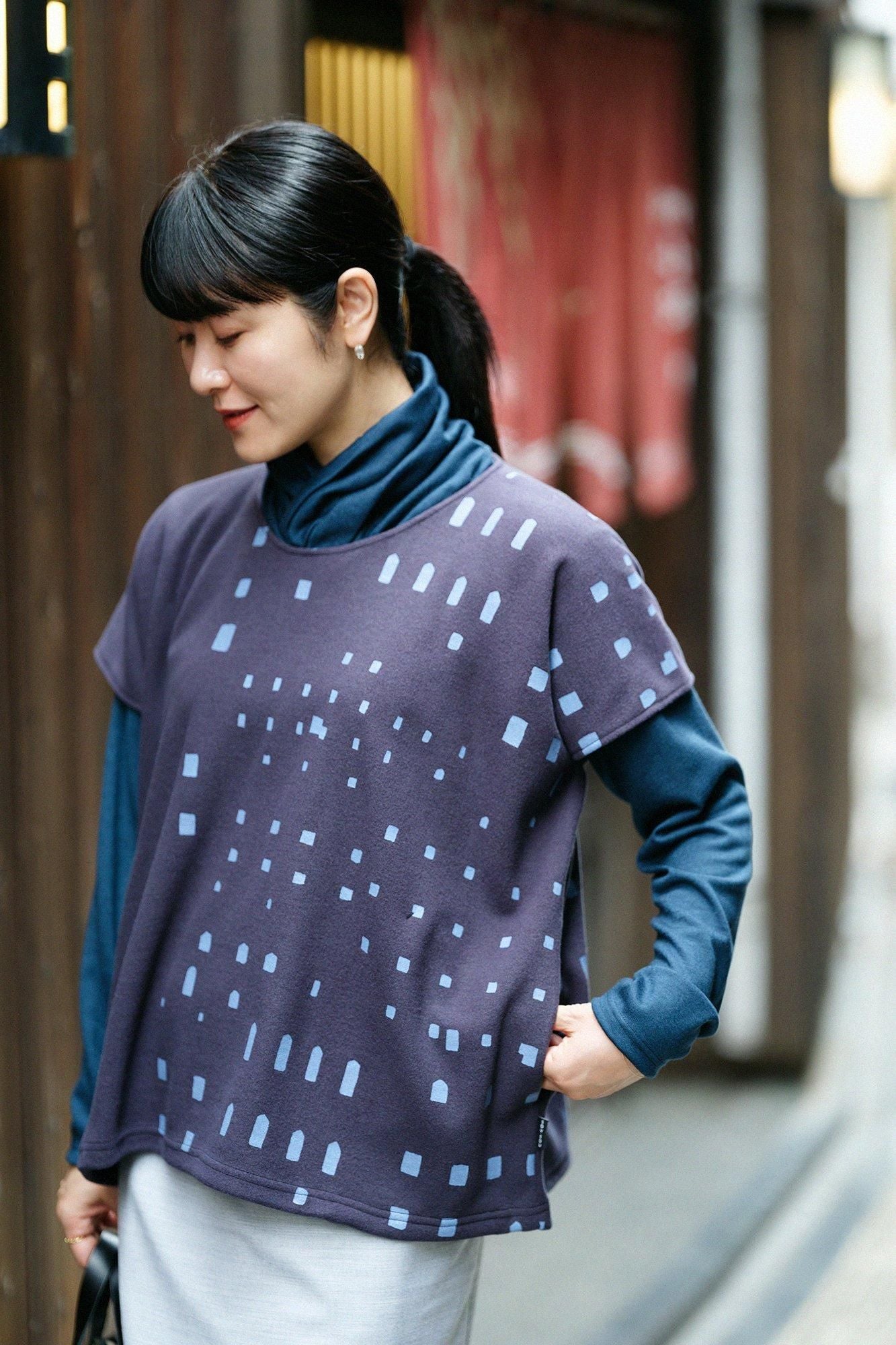 壓縮 雙面編 方形上衣（方形上衣）/窗口（小大哥）和留白 暗藍色