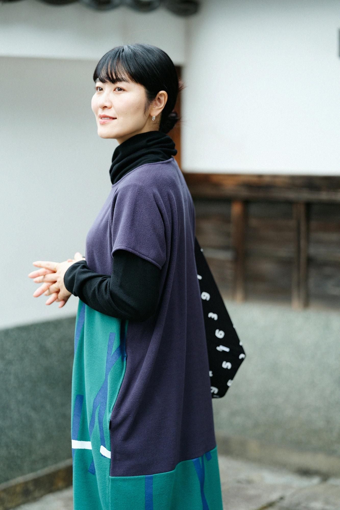 壓縮雙面編長方形洋裝雙色下襬圖案/暗藍色x鳶