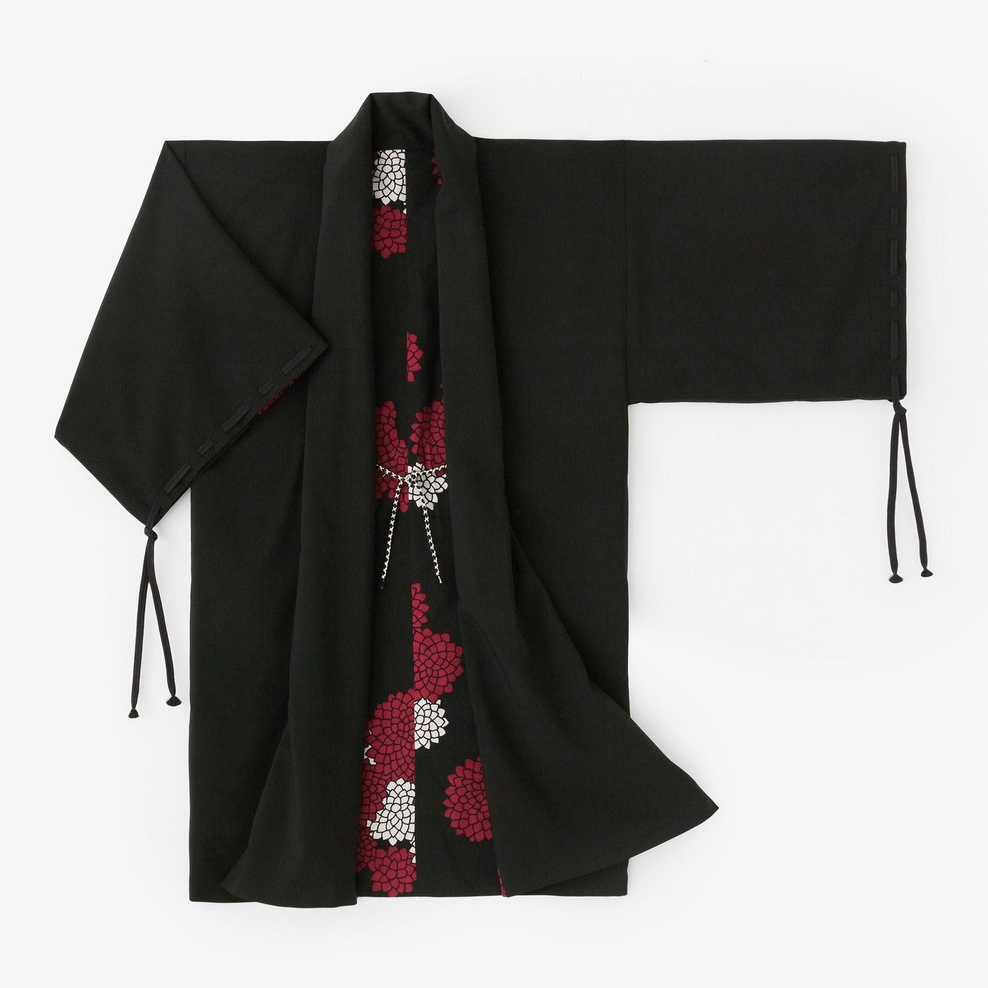 梳毛（そもう）×モスリン 宮中袖（きゅうちゅうそで） 可逆（かぎゃく）／濡羽色（ぬればいろ）×雲間（くもま）に菊2