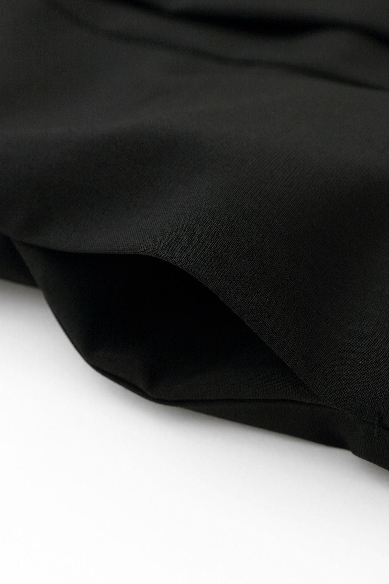 梳毛（そもう）×モスリン 宮中袖（きゅうちゅうそで） 可逆（かぎゃく）／濡羽色（ぬればいろ）×雲間（くもま）に菊2