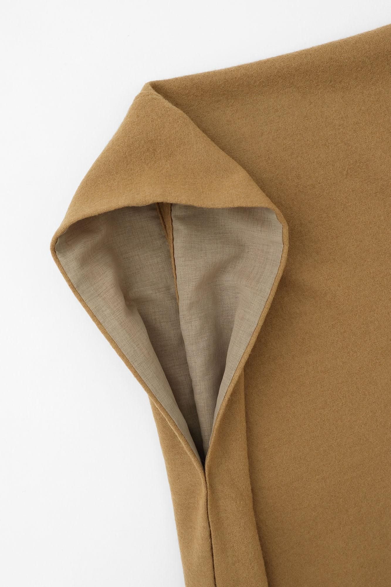 梳毛（そもう） 強圧縮天竺（きょうあっしゅくてんじく） きさらぎ／黄枯茶（きがらちゃ）