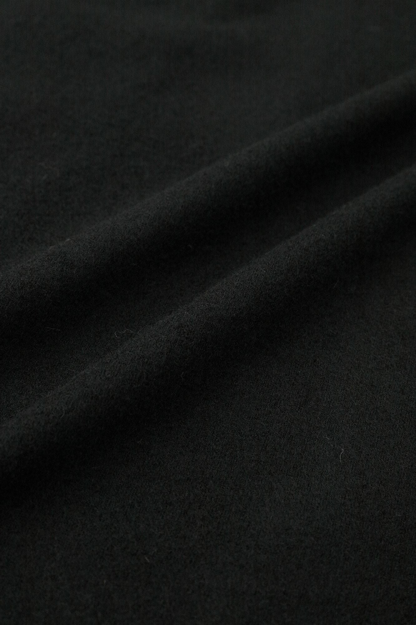 梳毛強壓縮平織 如月披風／黑色