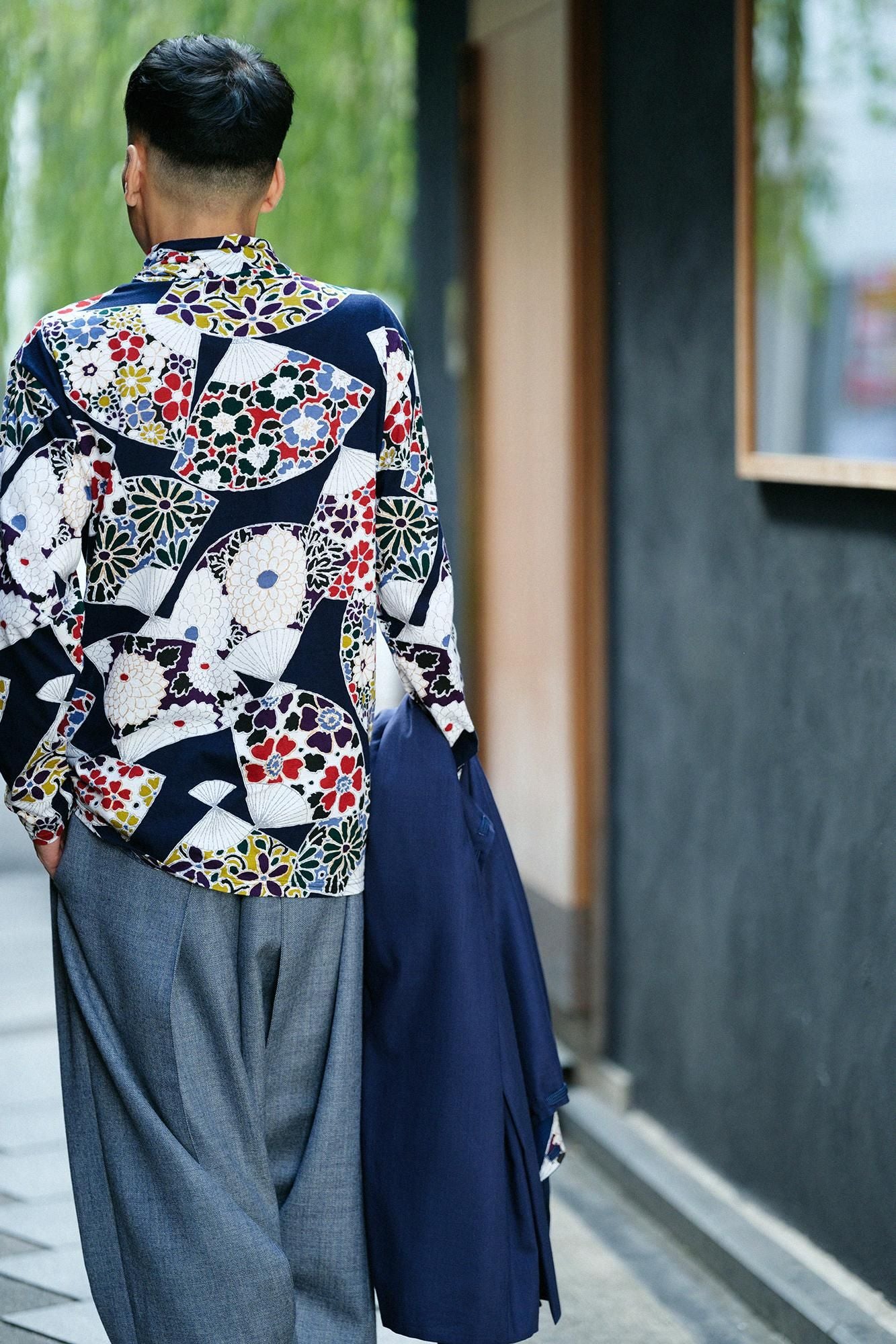 高領上衣/扇子深藍色