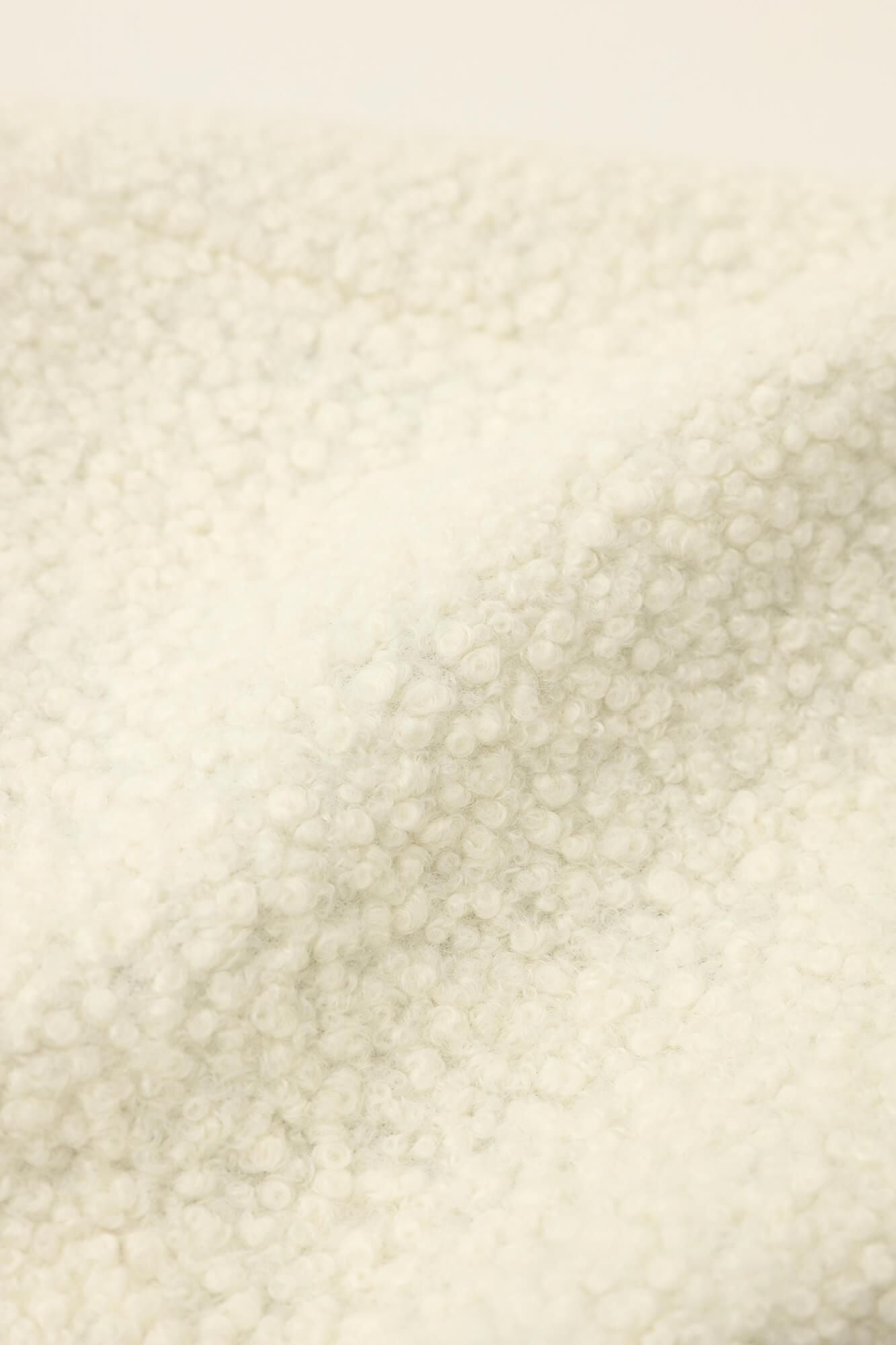 ●Boa Square Neck Poncho / Pure White × Flower Cocoon