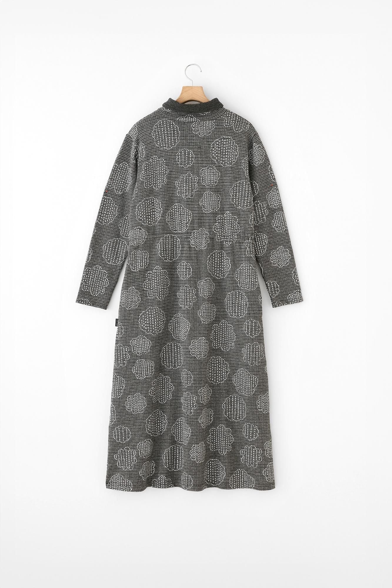 棉毛混紡千鳥格紋編半衿秋聲 高領上衣/青花墨色