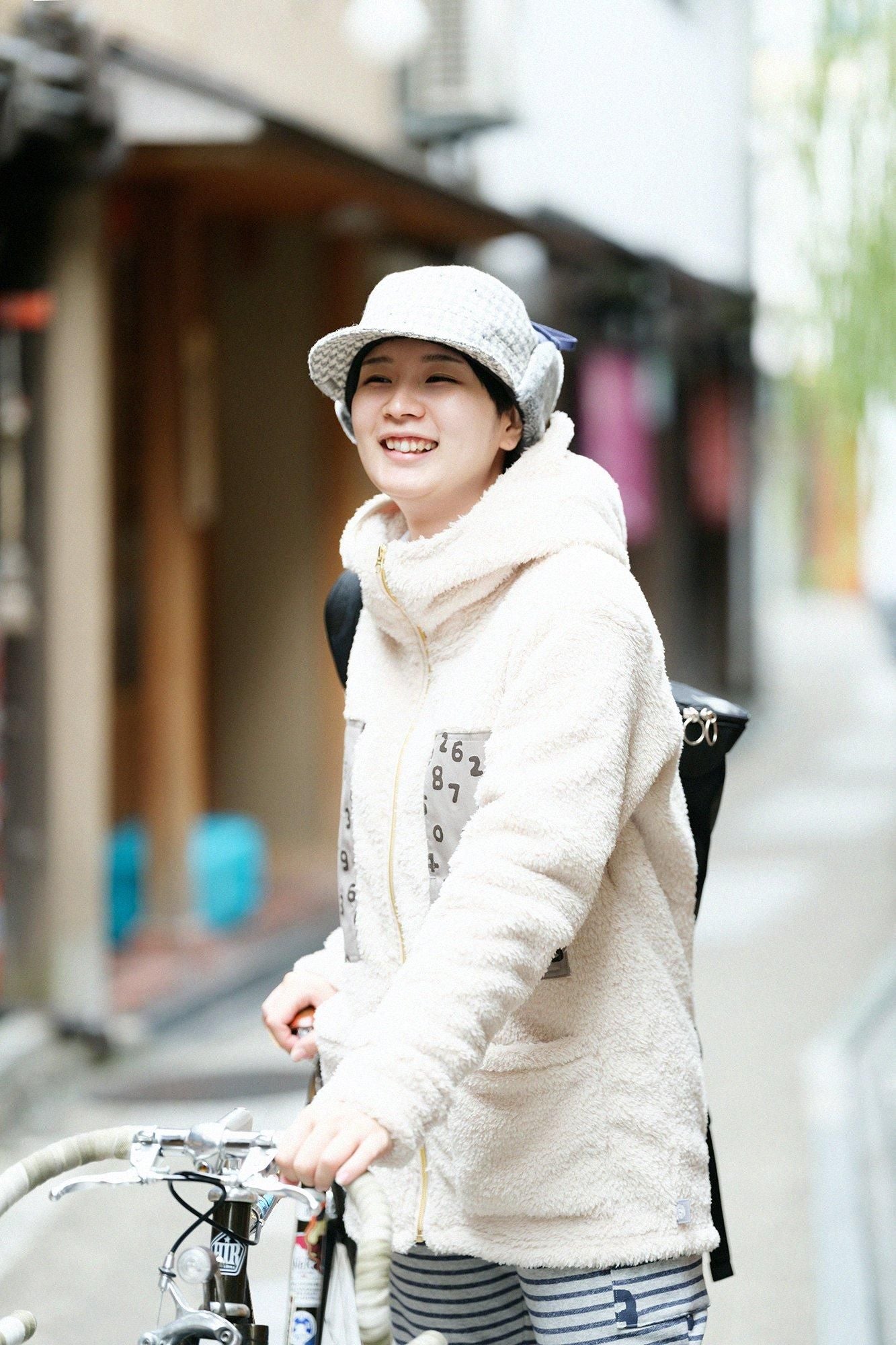 仿毛 DEPO連帽外套／象牙色