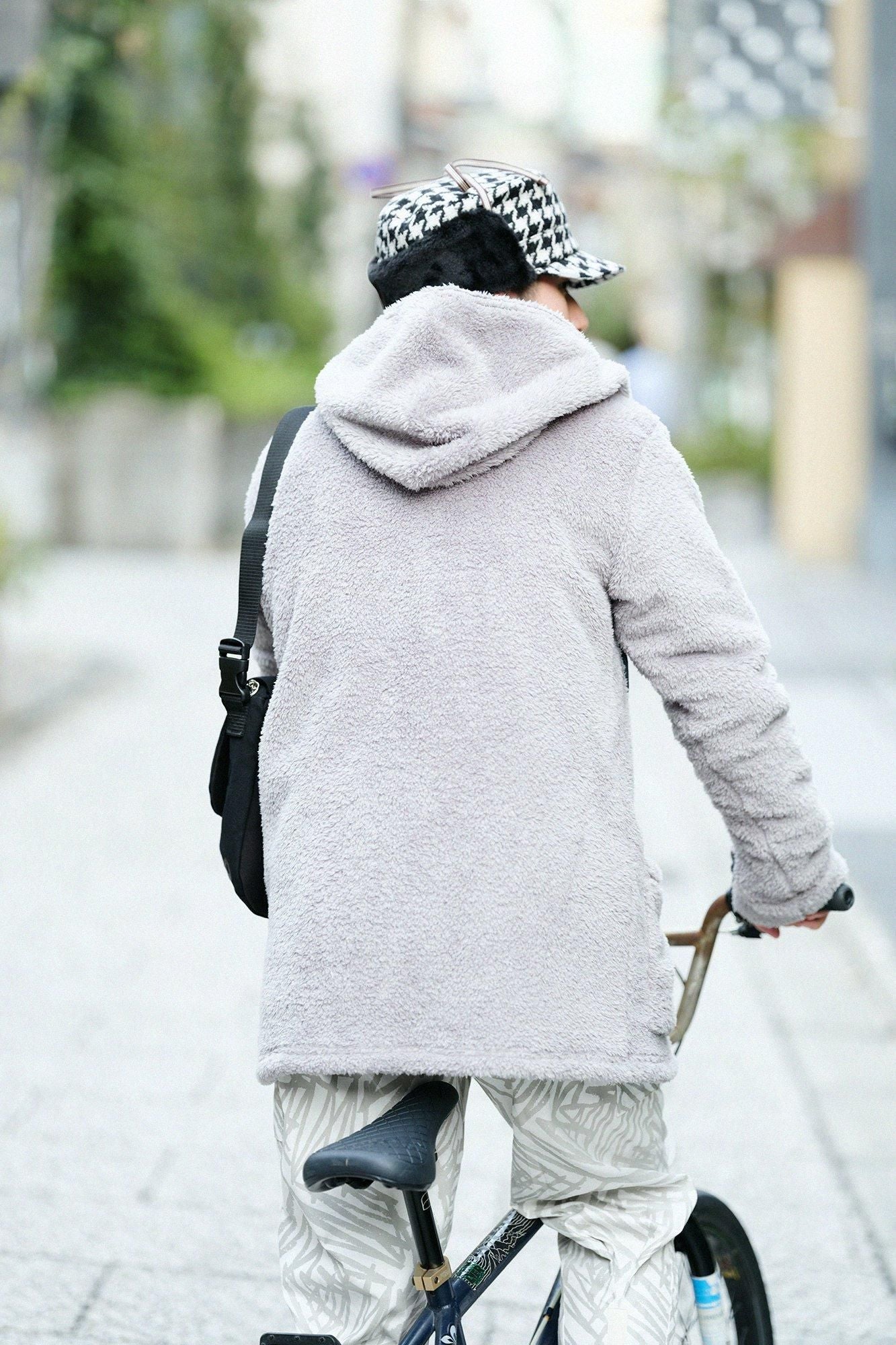 ボア DEPOフーディー／グレー