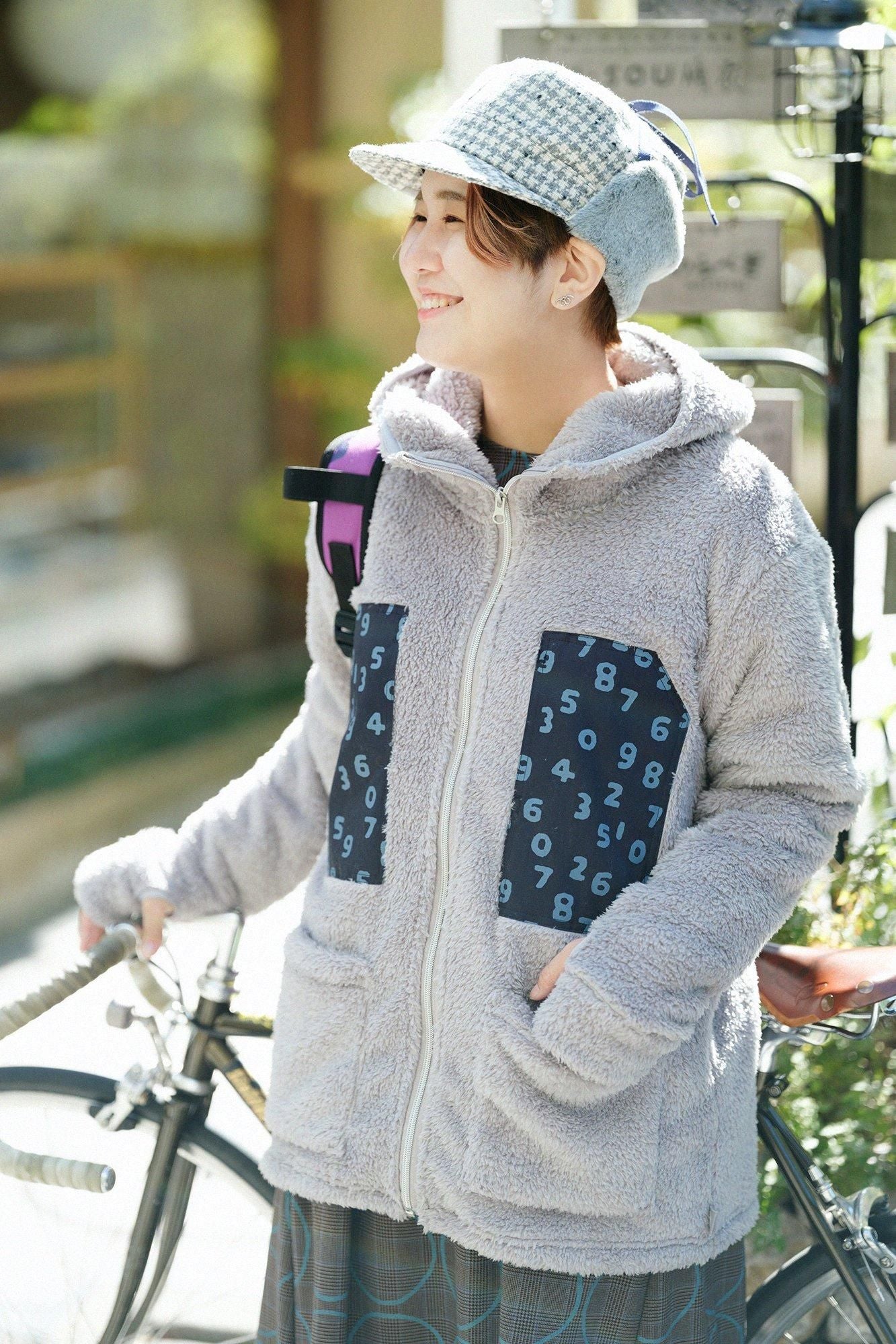 ボア DEPOフーディー／グレー