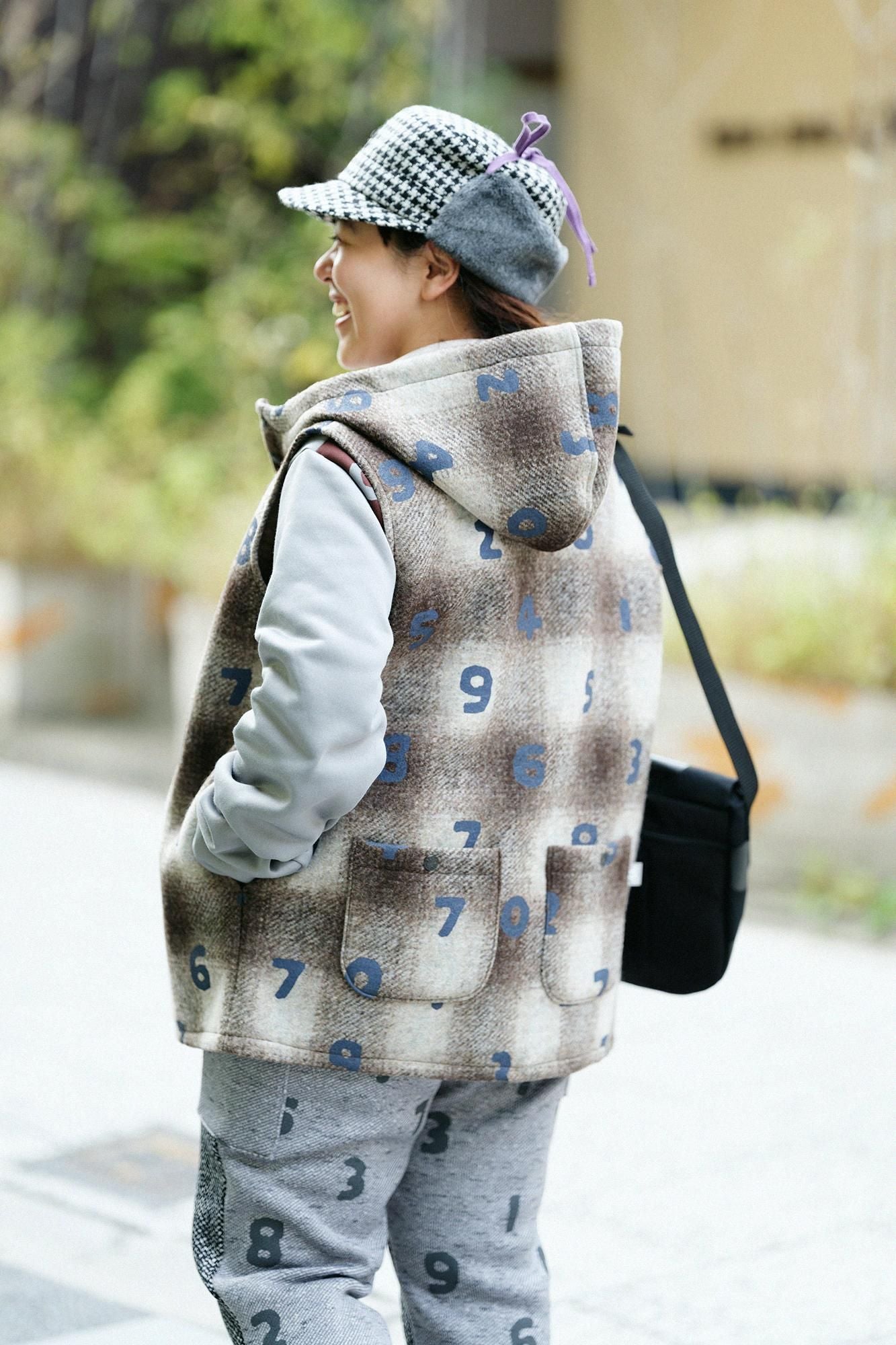 【◯预购】黏合针织BIKE连帽背心／SO-SU-U十数棕色霞格纹（※预计于12月2日左右发货）