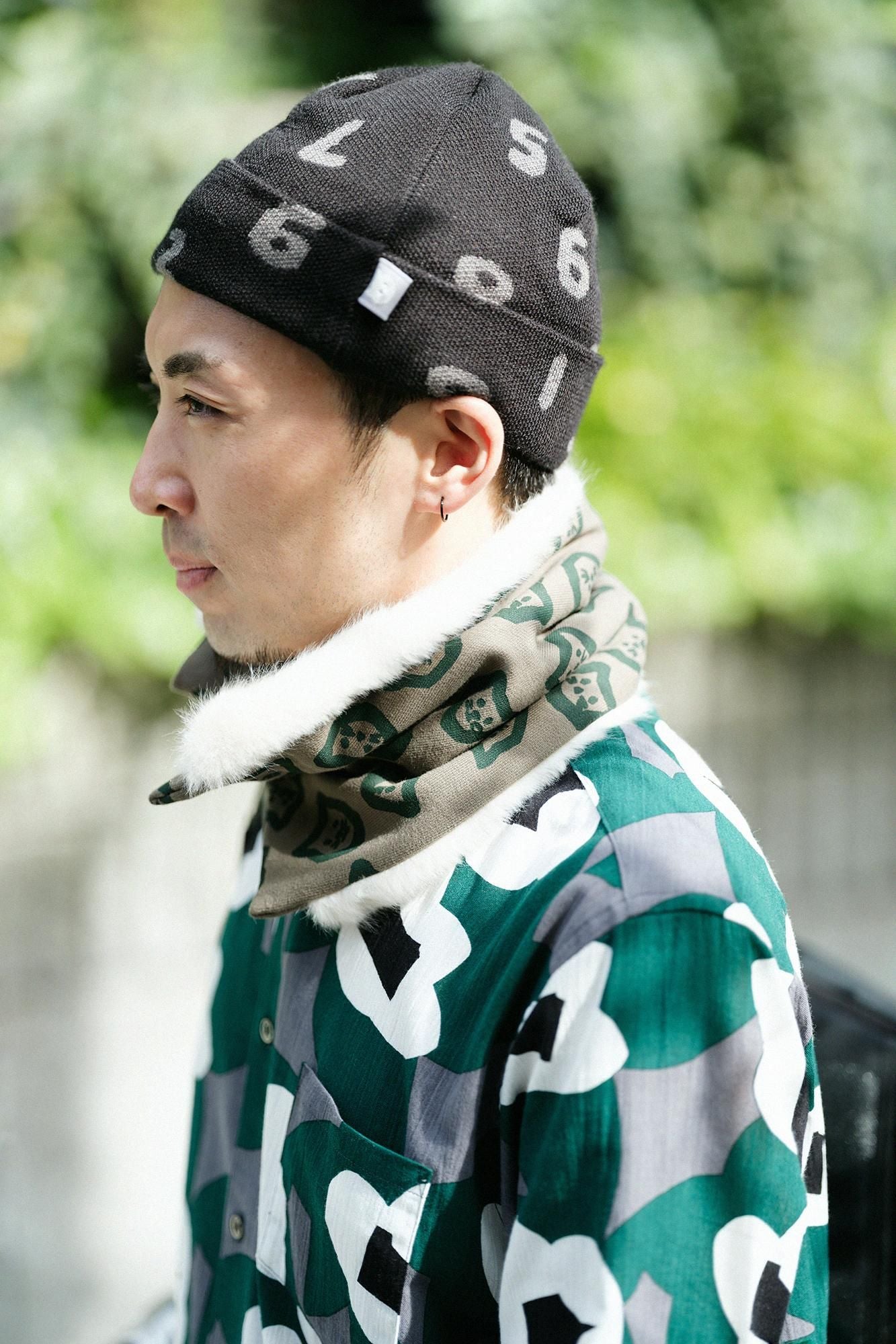 Reversibler BIKE-Halswärmer/Koneko Acchi Kocchi Sea Pine Farbe (Miruiro)