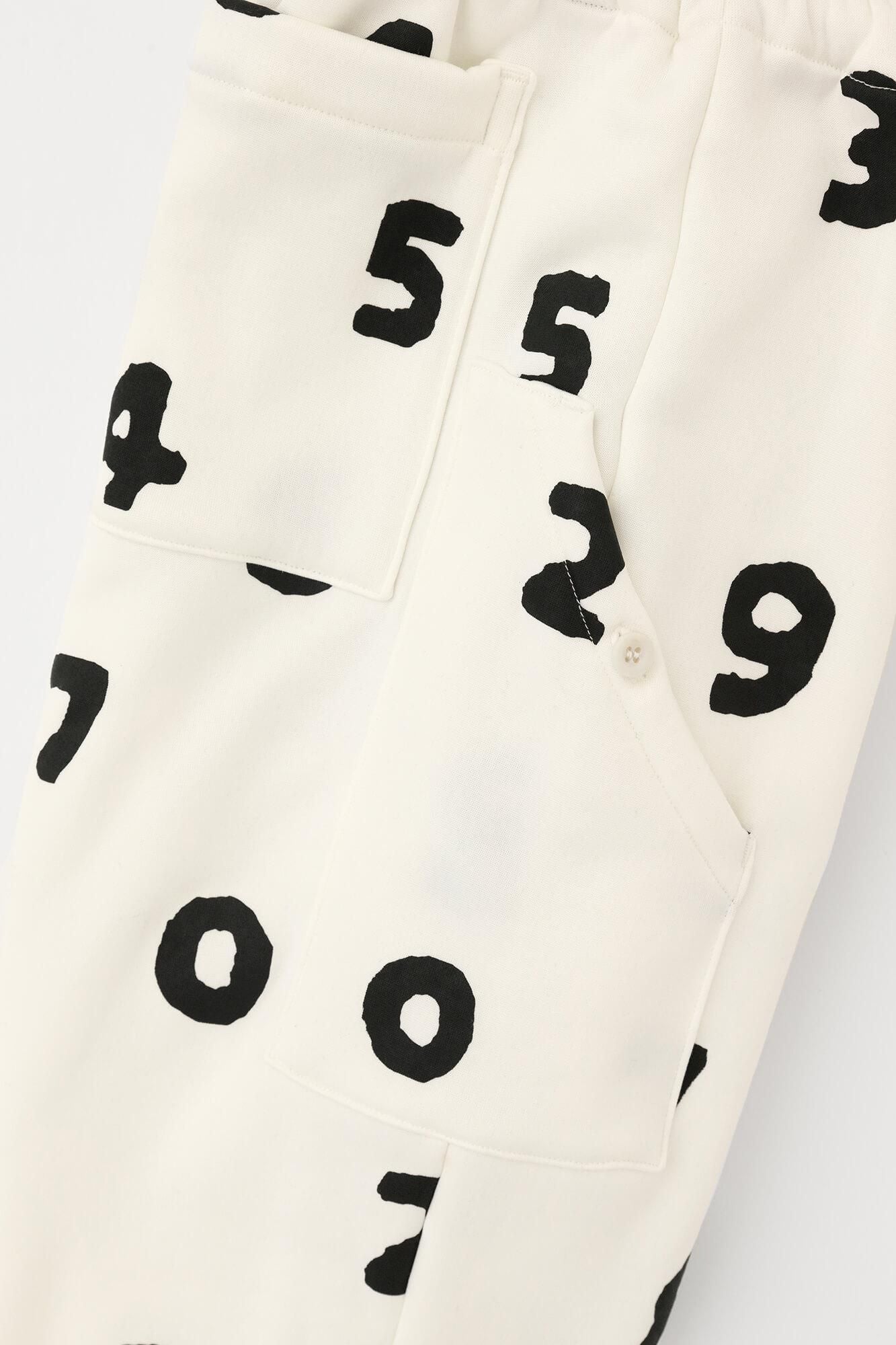 內起絨 抓絨　BIKE長褲／SO-SU-U十數 白色