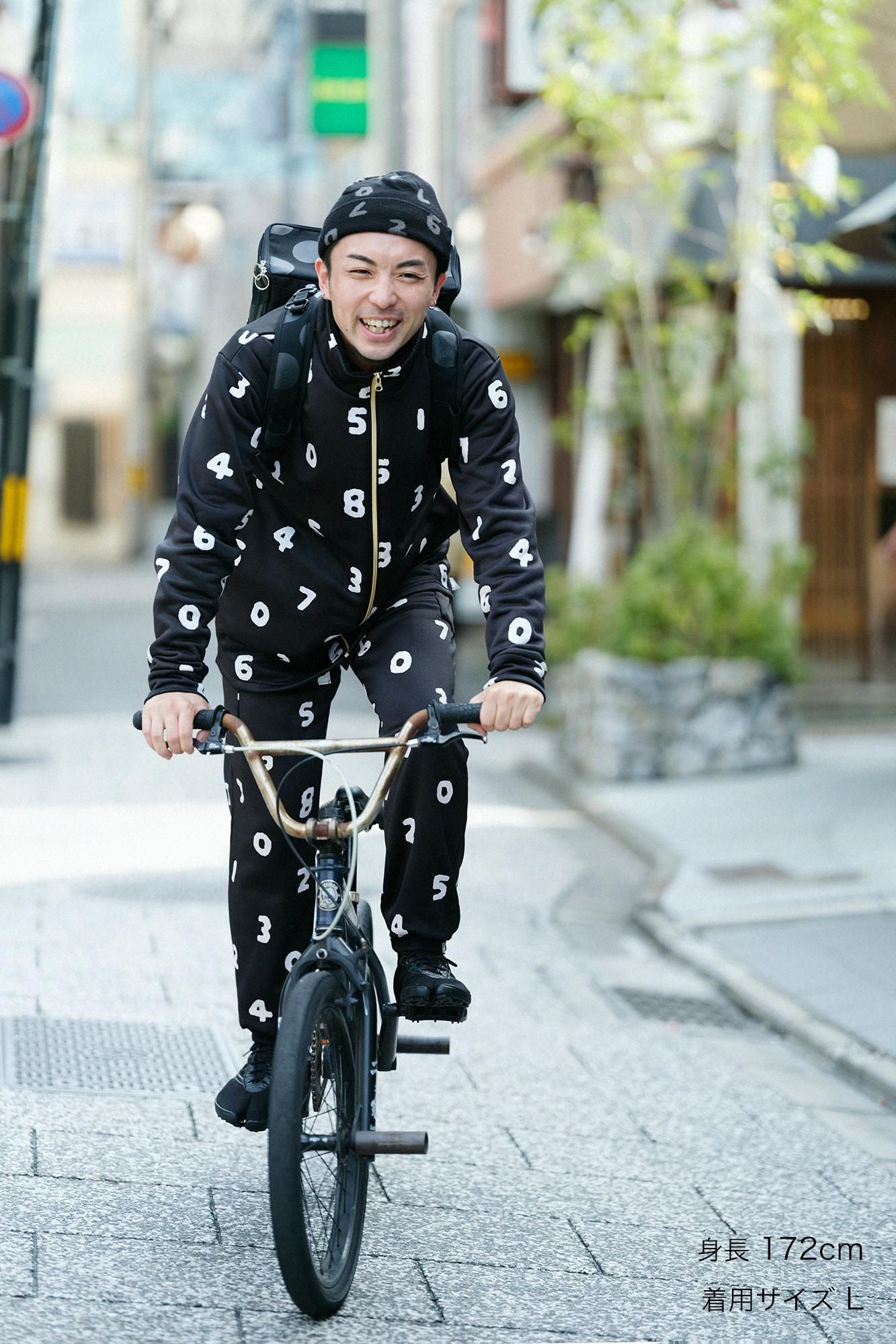 裏起毛フリース BIKEパンツ／SO-SU-U 濡羽色（ぬればいろ）