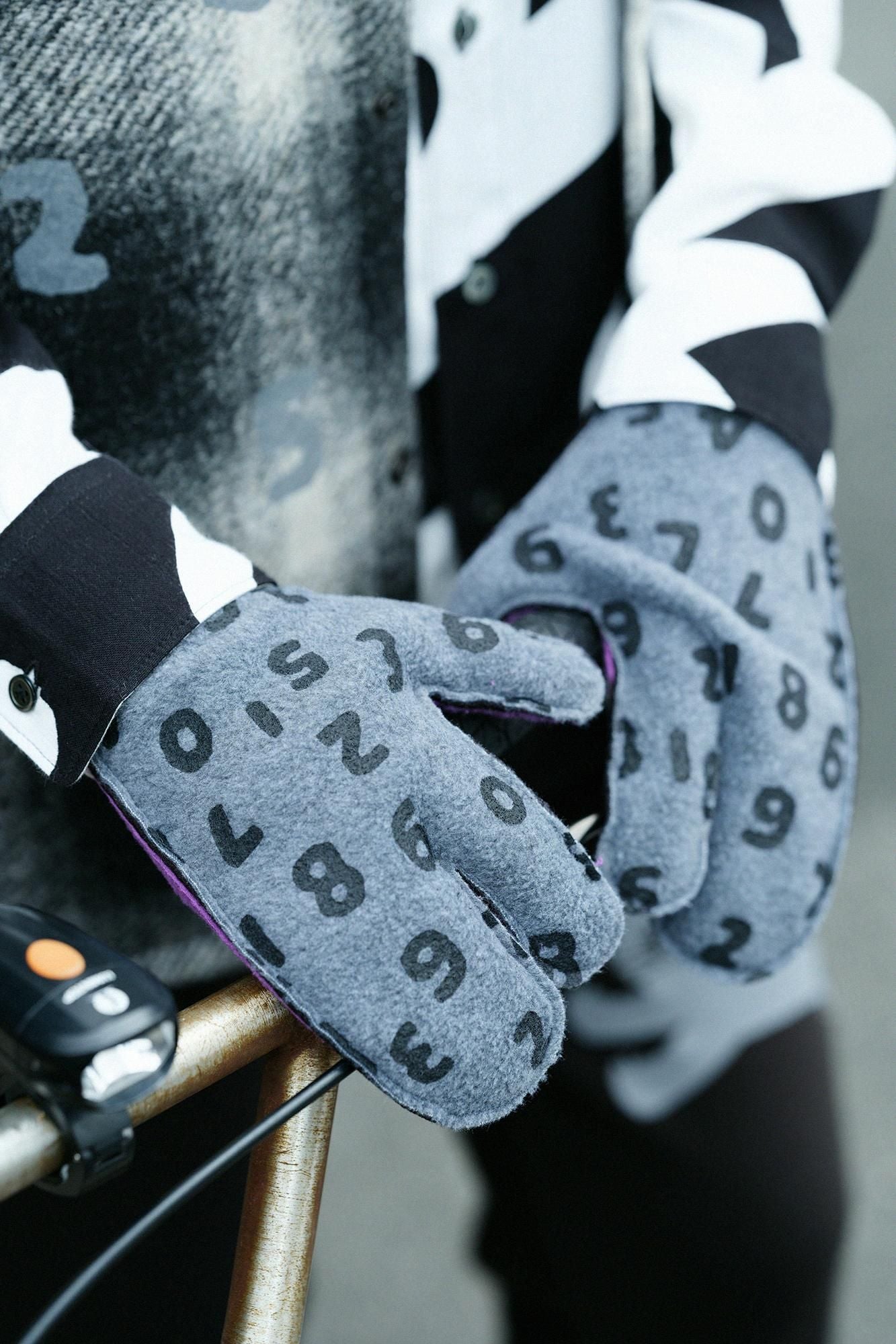 三指手套 touch／SO-SU-U十數 昆 上下 灰色