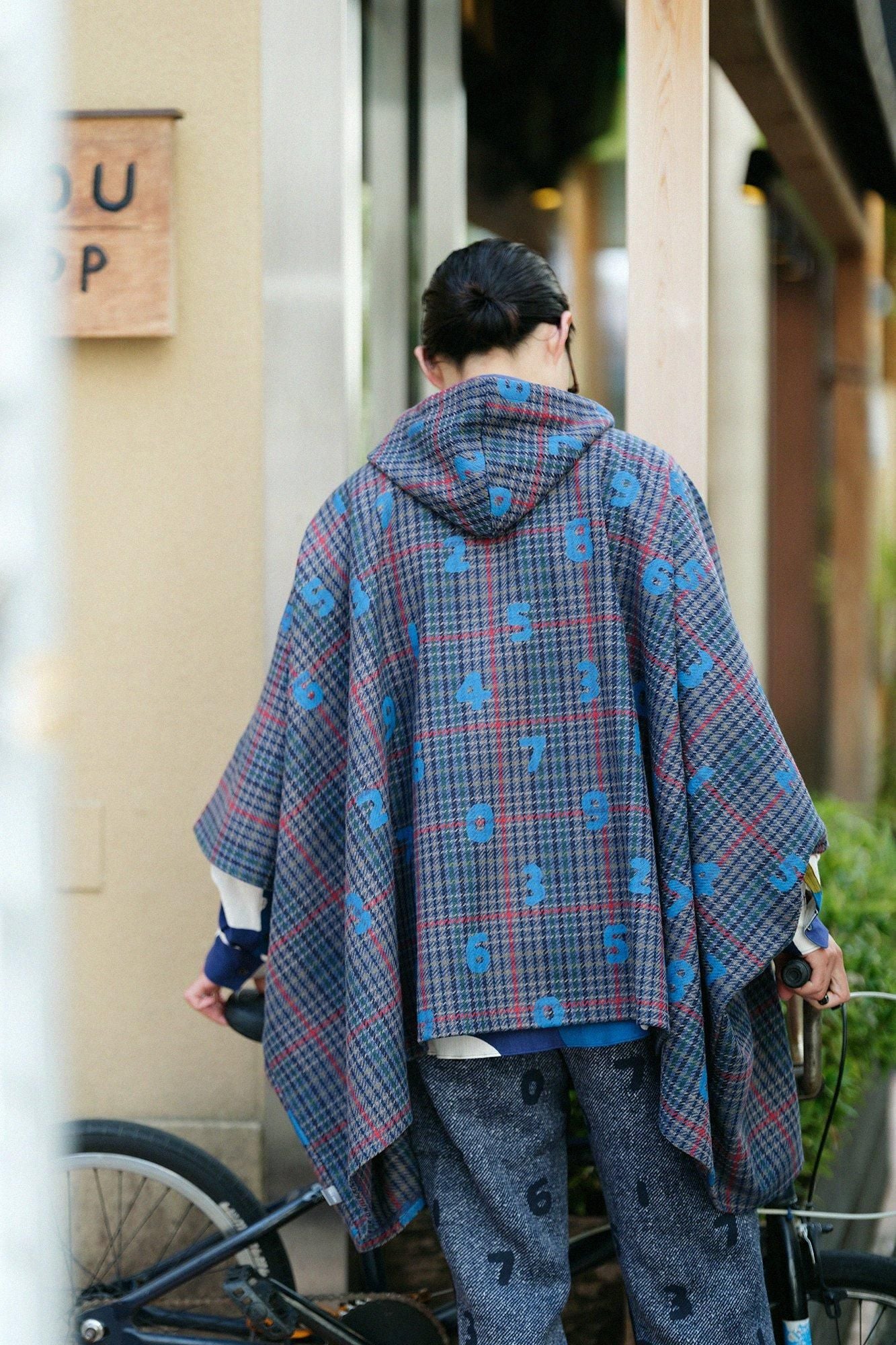 BALLI斜紋織 BIKE斗篷／SO-SU-U十數和留白 海軍藍格紋