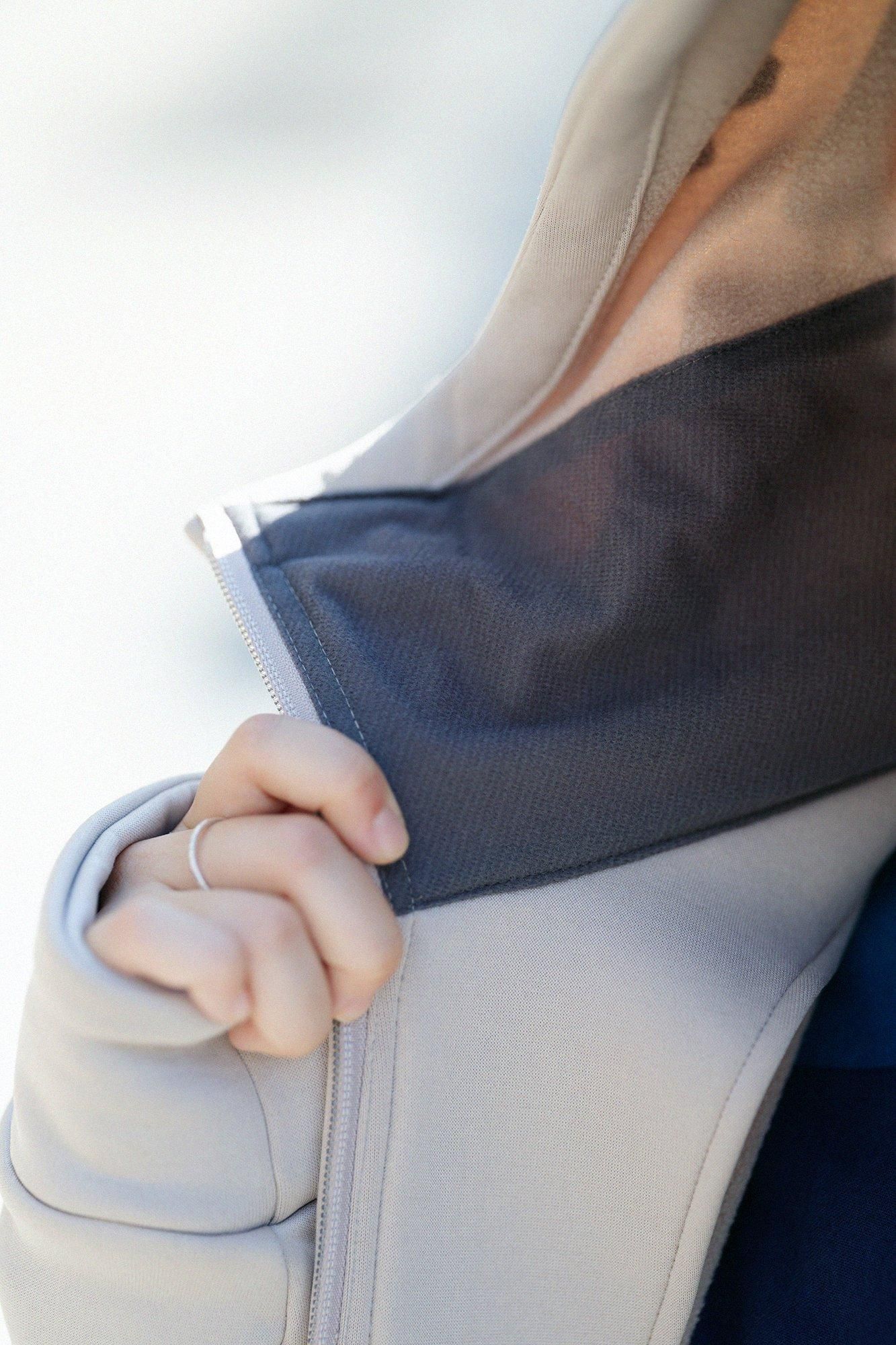 Gebürstetes Fleecefutter ZIP UP Parka/SO-SU-U grauweiß