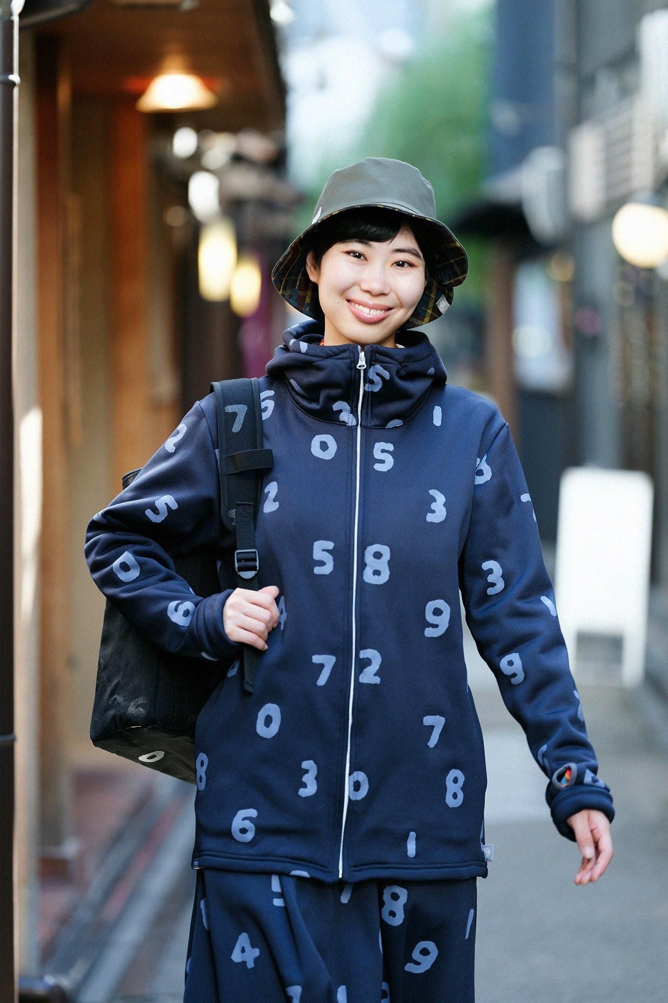 기모후리스 ZIP UP파카／SO-SU-U 짙은 남색