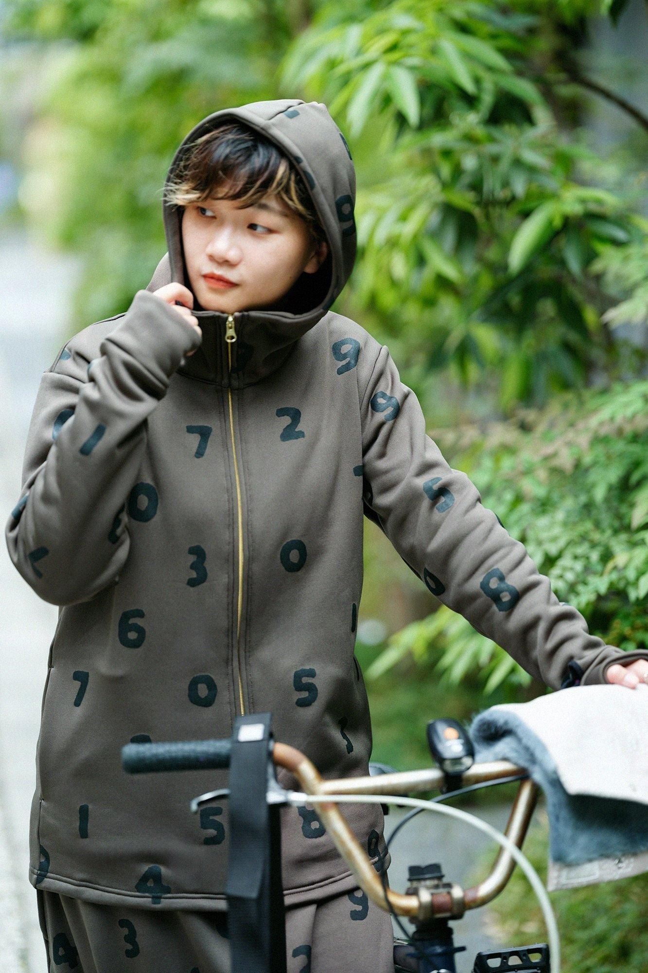 【◯预购】内起绒抓绒ZIP UP连帽外套／SO-SU-U十数深茶色（※预计于12月2日左右发货）