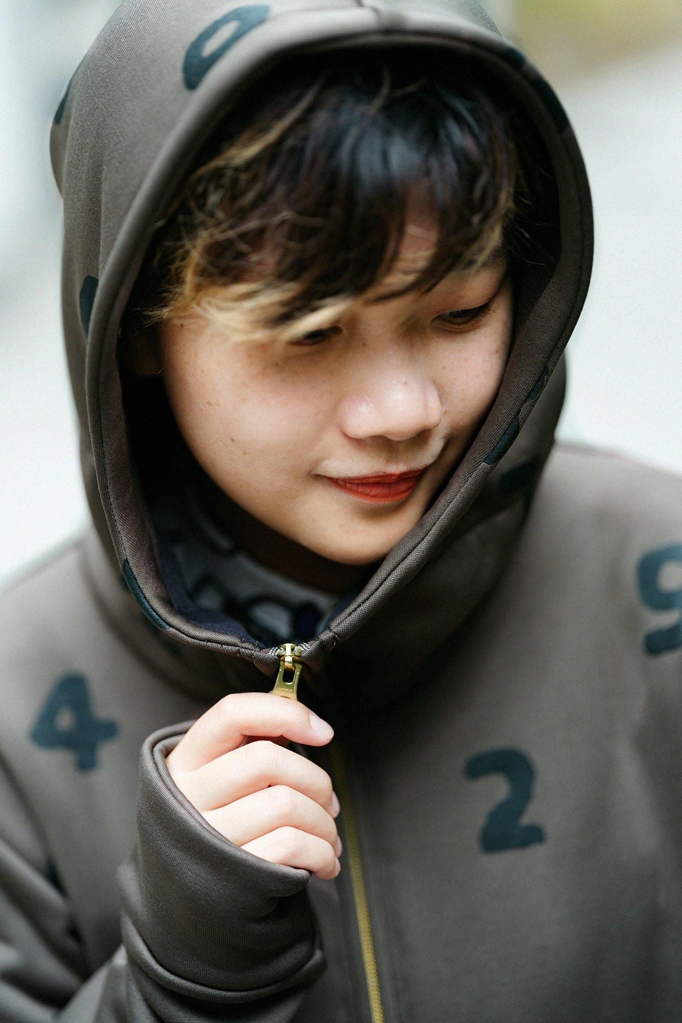 【◯预购】内起绒抓绒ZIP UP连帽外套／SO-SU-U十数深茶色（※预计于12月2日左右发货）