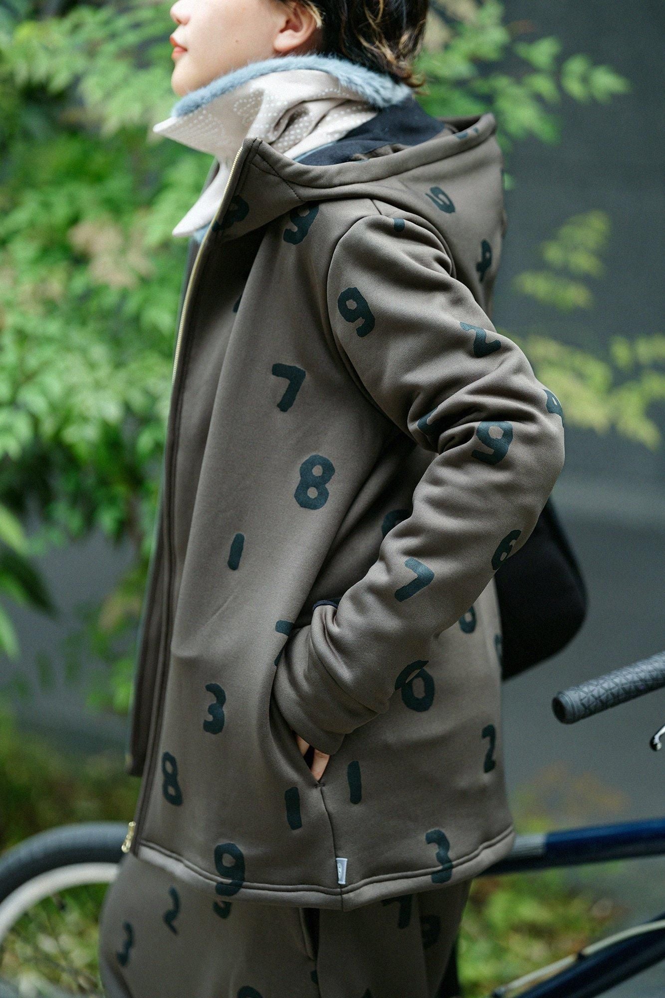 【◯预购】内起绒抓绒ZIP UP连帽外套／SO-SU-U十数深茶色（※预计于12月2日左右发货）