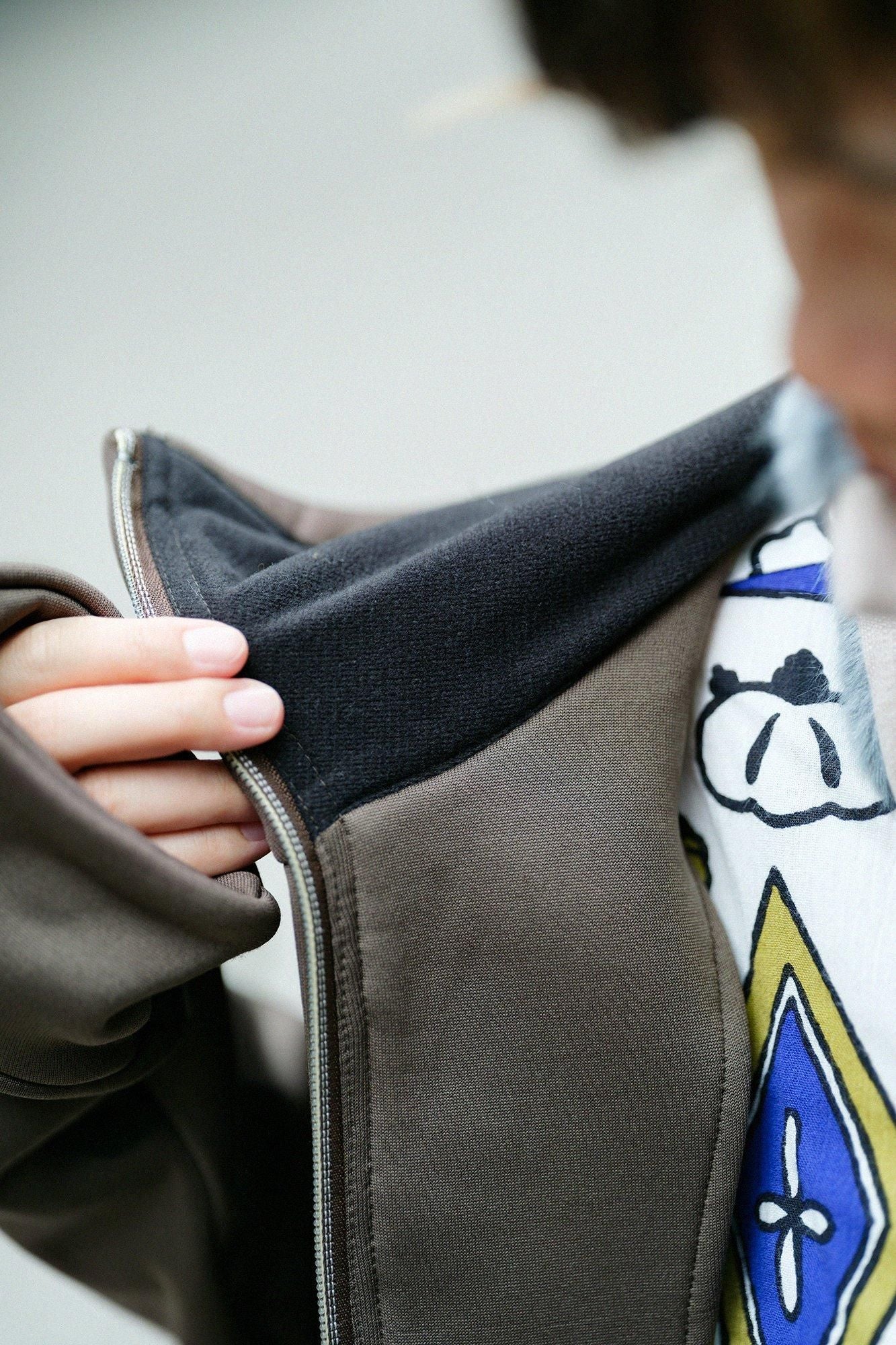 【◯预购】内起绒抓绒ZIP UP连帽外套／SO-SU-U十数深茶色（※预计于12月2日左右发货）