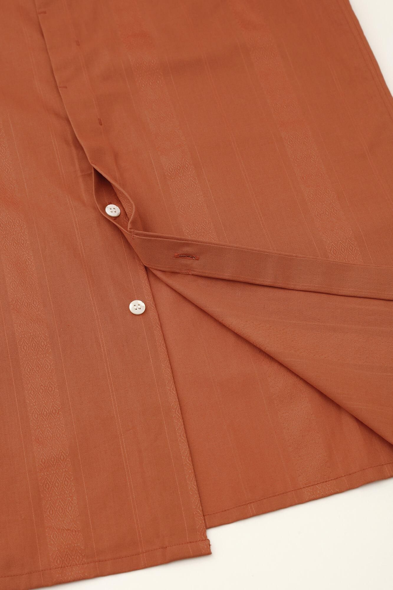 【net限定】舶来間道（はくらいかんとう） 円領長襯衣（えんりょうながしんい）／丹色（にいろ）