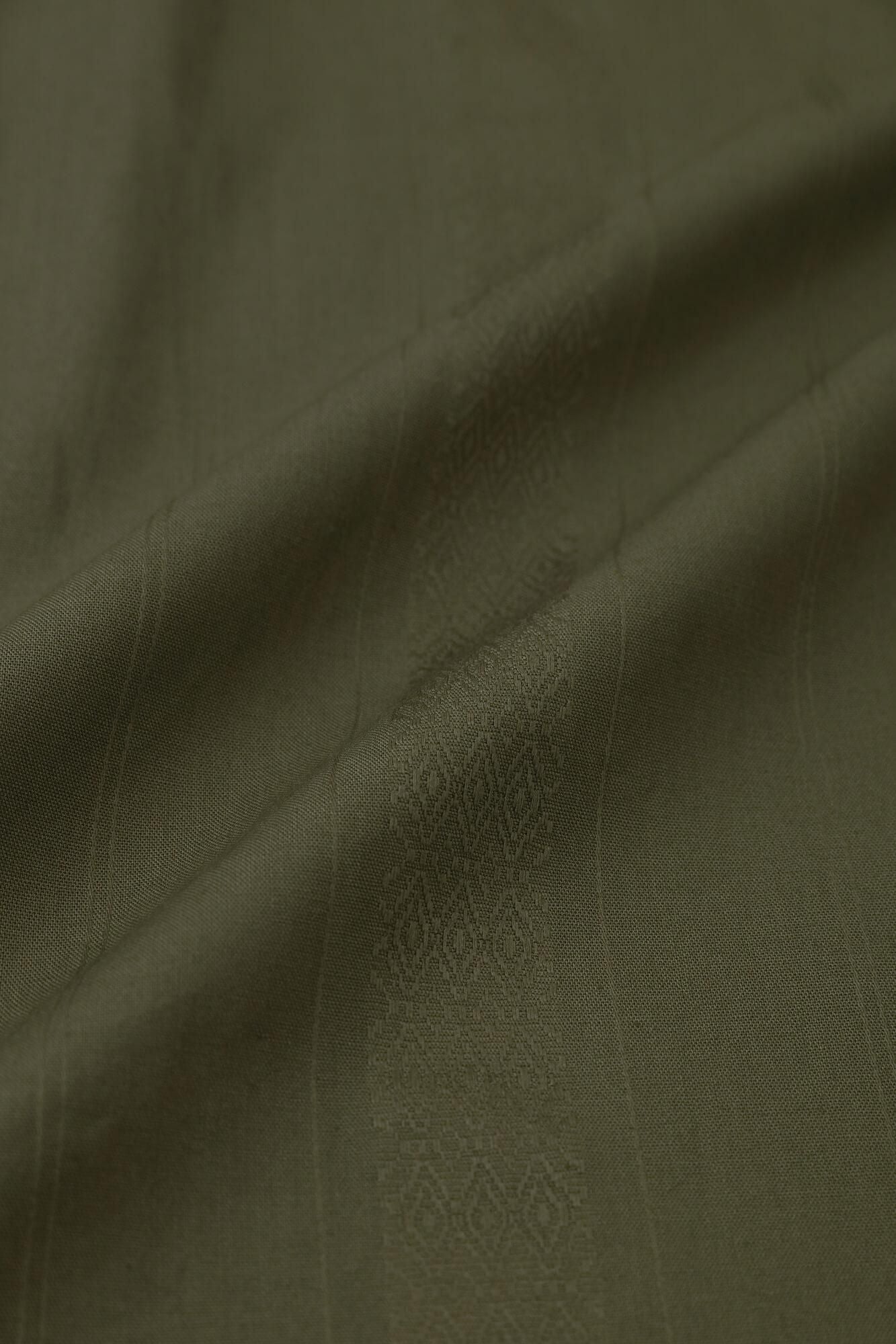 舶来間道（はくらいかんとう） 円領長襯衣（えんりょうながしんい）／海松色（みるいろ）