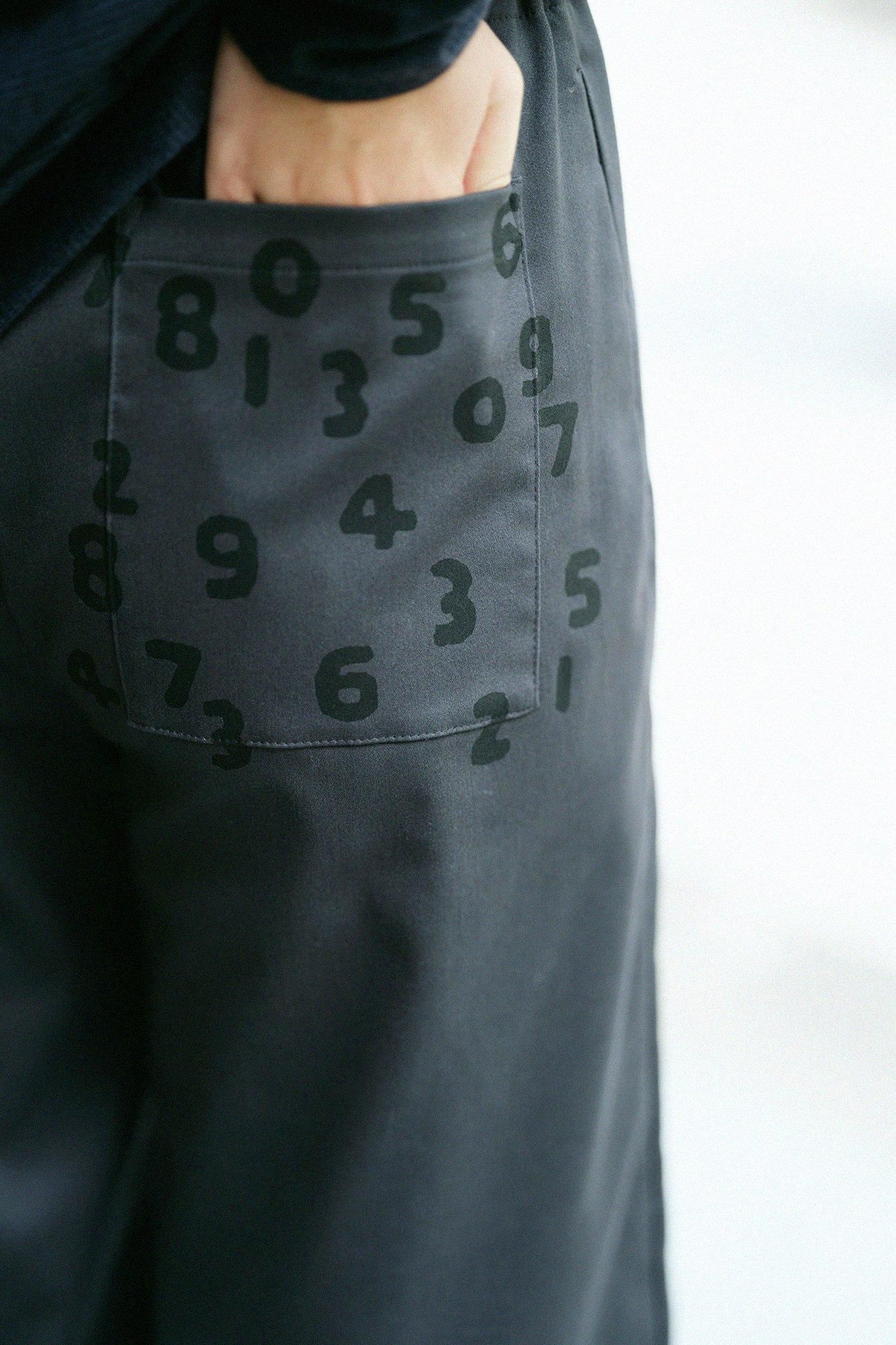 彈性緞面闊腿褲/深灰色