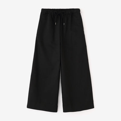 【預購】【net限定】彈性緞面 闊腿褲／黑色（※預計於12月9日左右發貨）