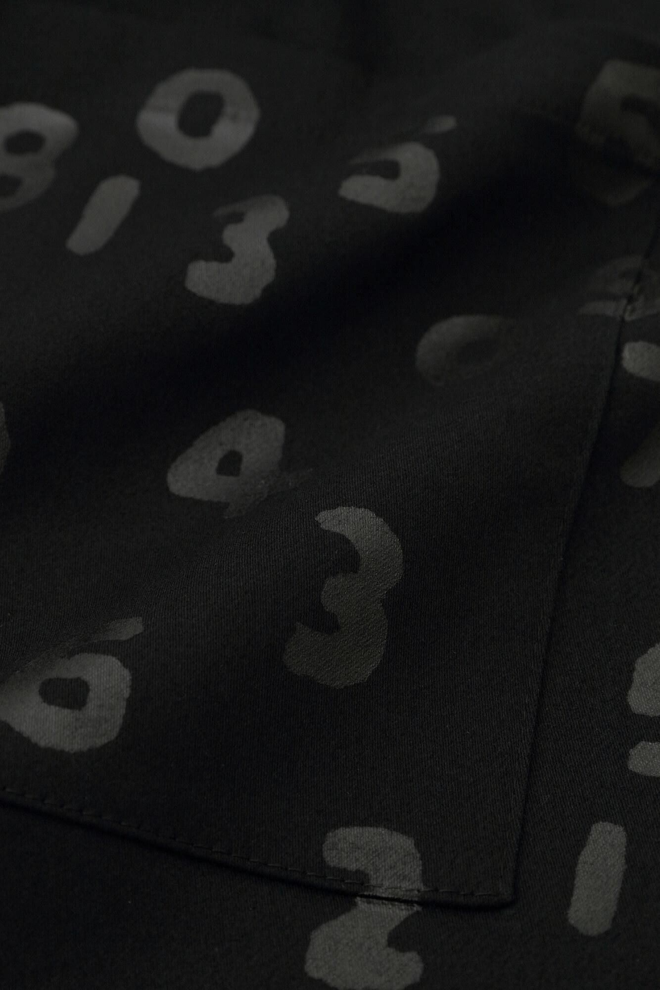 【預購】【net限定】彈性緞面 闊腿褲／黑色（※預計於12月9日左右發貨）